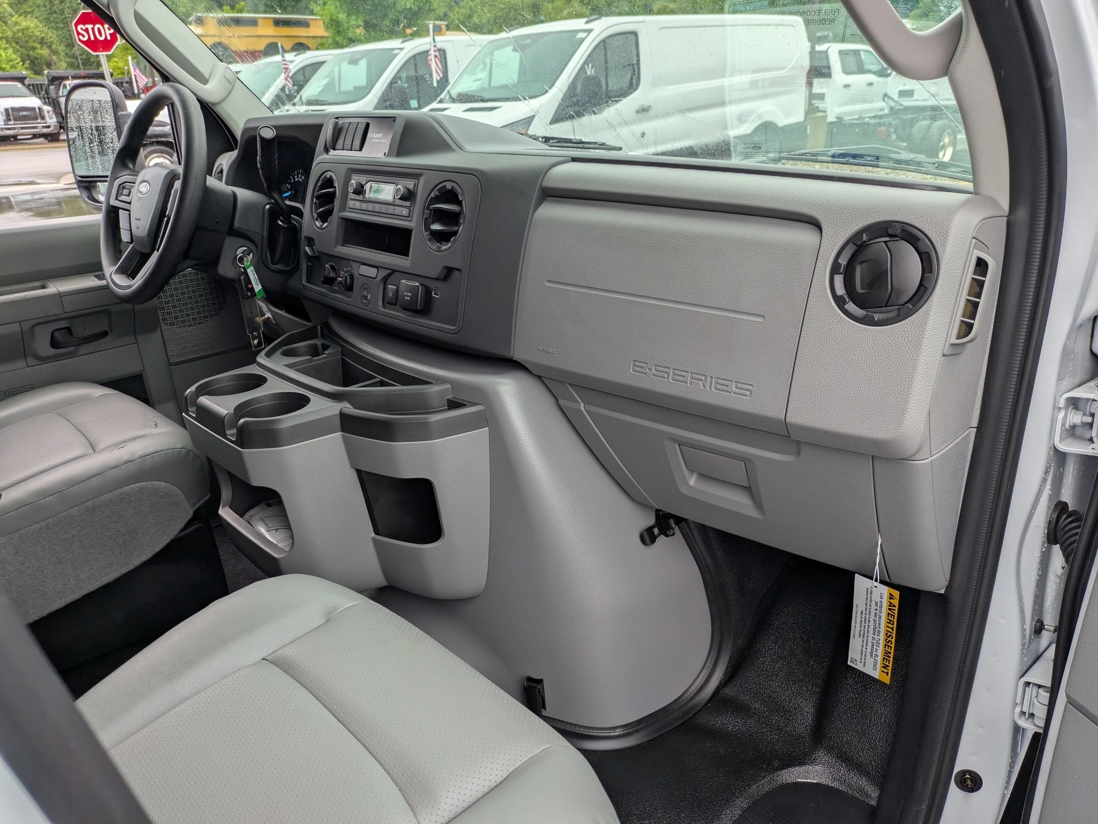 2027 Ford E-Series Cutaway Base