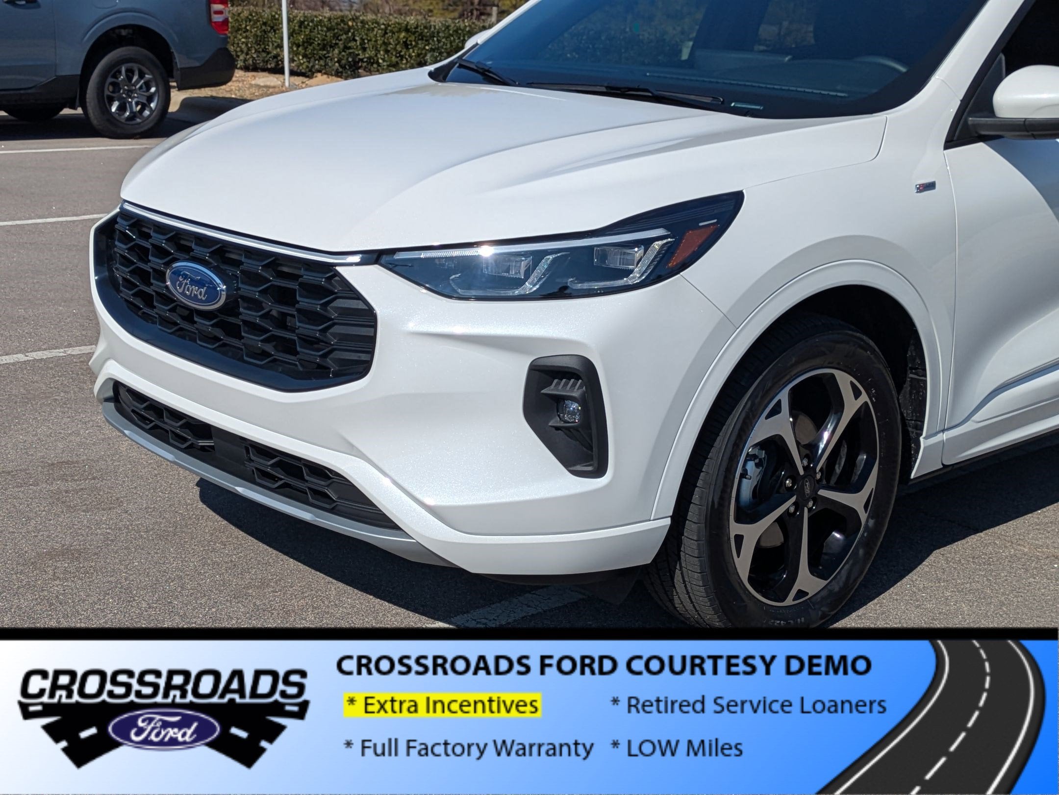 2025 Ford Escape ST-Line Elite - Crossroads Courtesy Demo