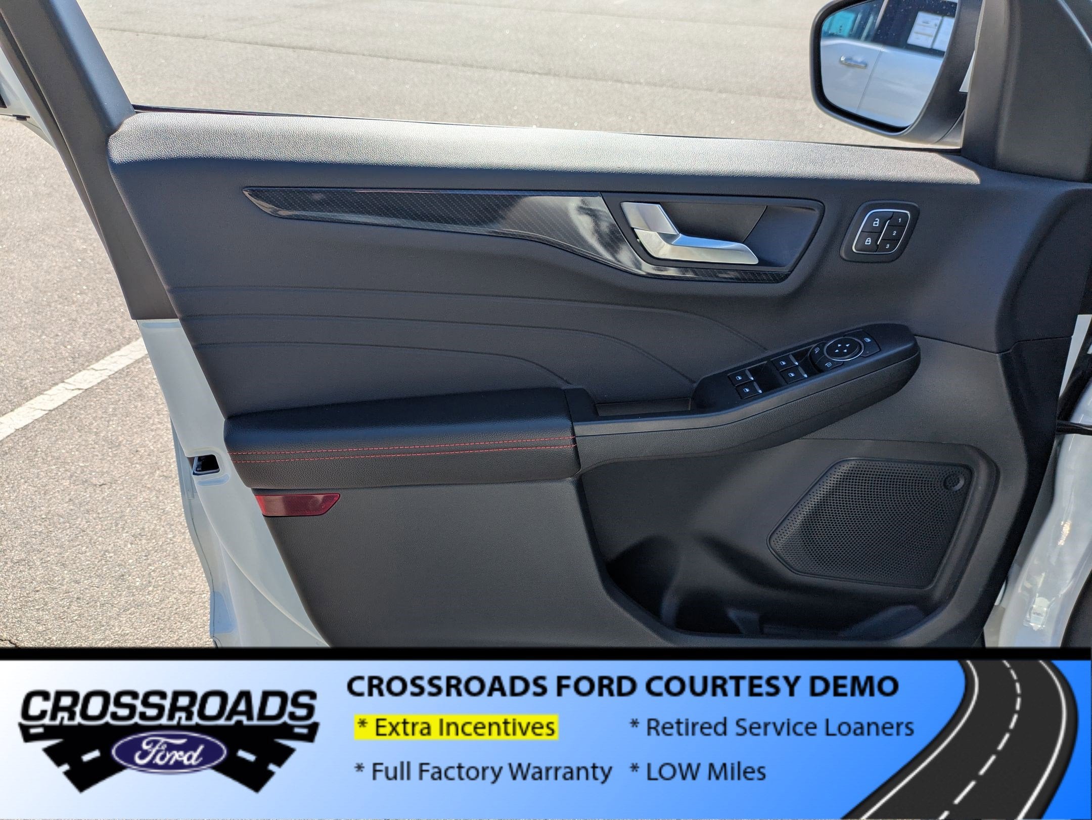 2025 Ford Escape ST-Line Elite - Crossroads Courtesy Demo