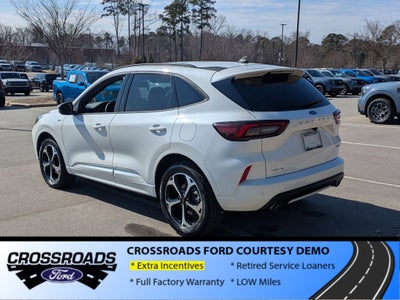 2025 Ford Escape ST-Line Elite - Crossroads Courtesy Demo