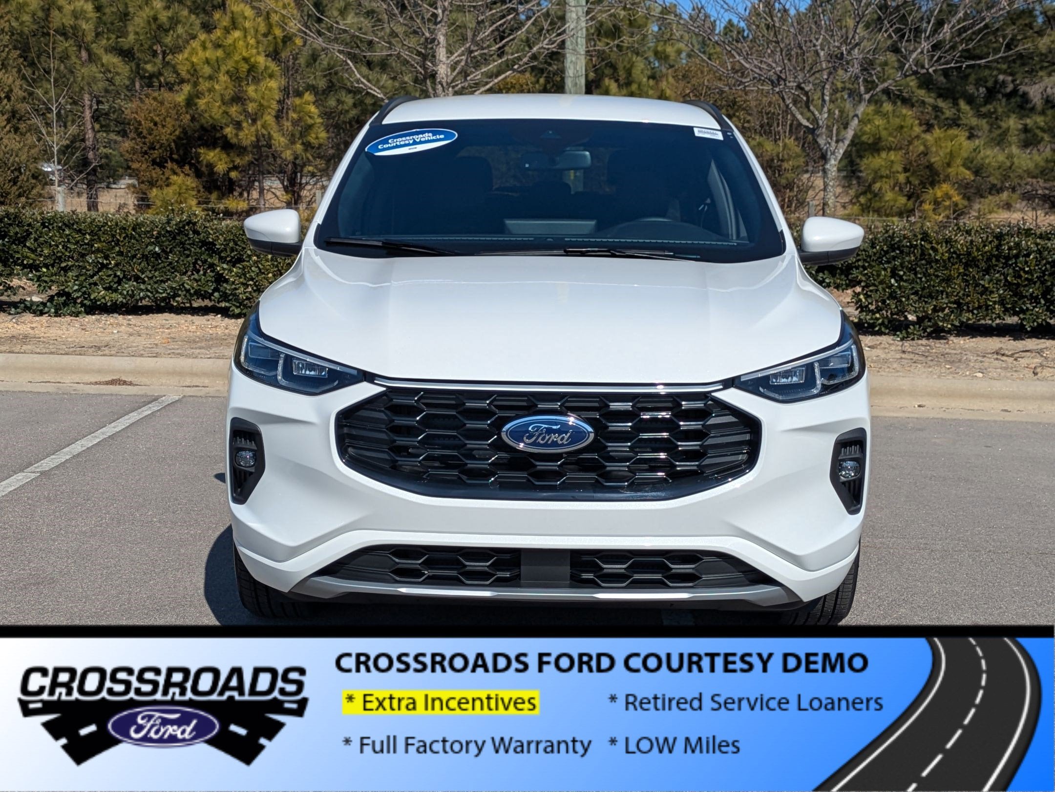 2025 Ford Escape ST-Line Elite - Crossroads Courtesy Demo
