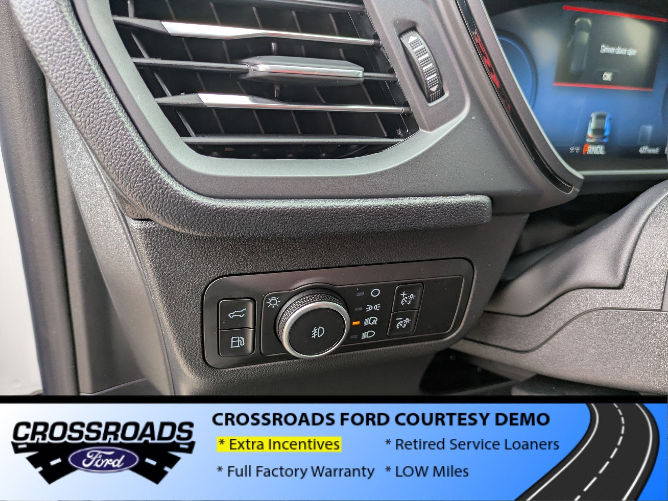 2025 Ford Escape ST-Line Elite - Crossroads Courtesy Demo