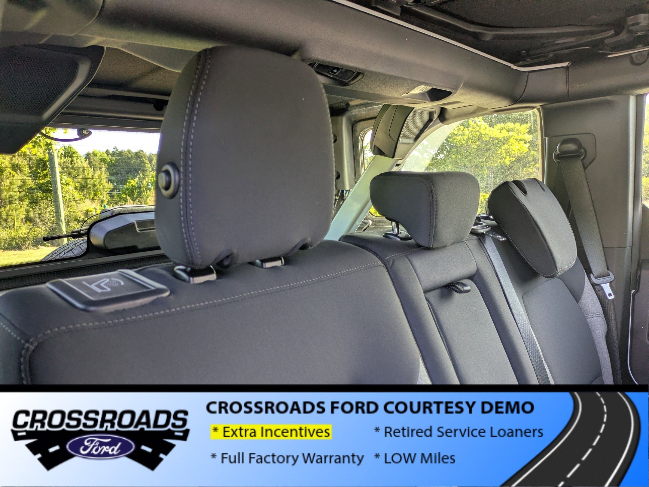 2025 Ford Bronco Base - Crossroads Courtesy Demo