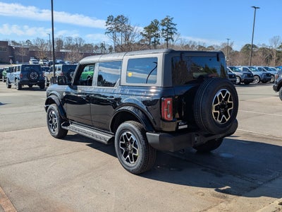 2025 Ford Bronco Outer Banks