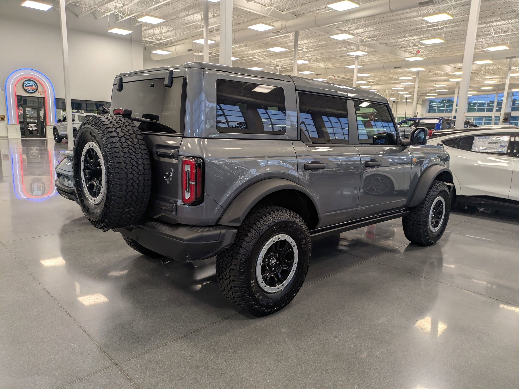 2025 Ford Bronco Badlands