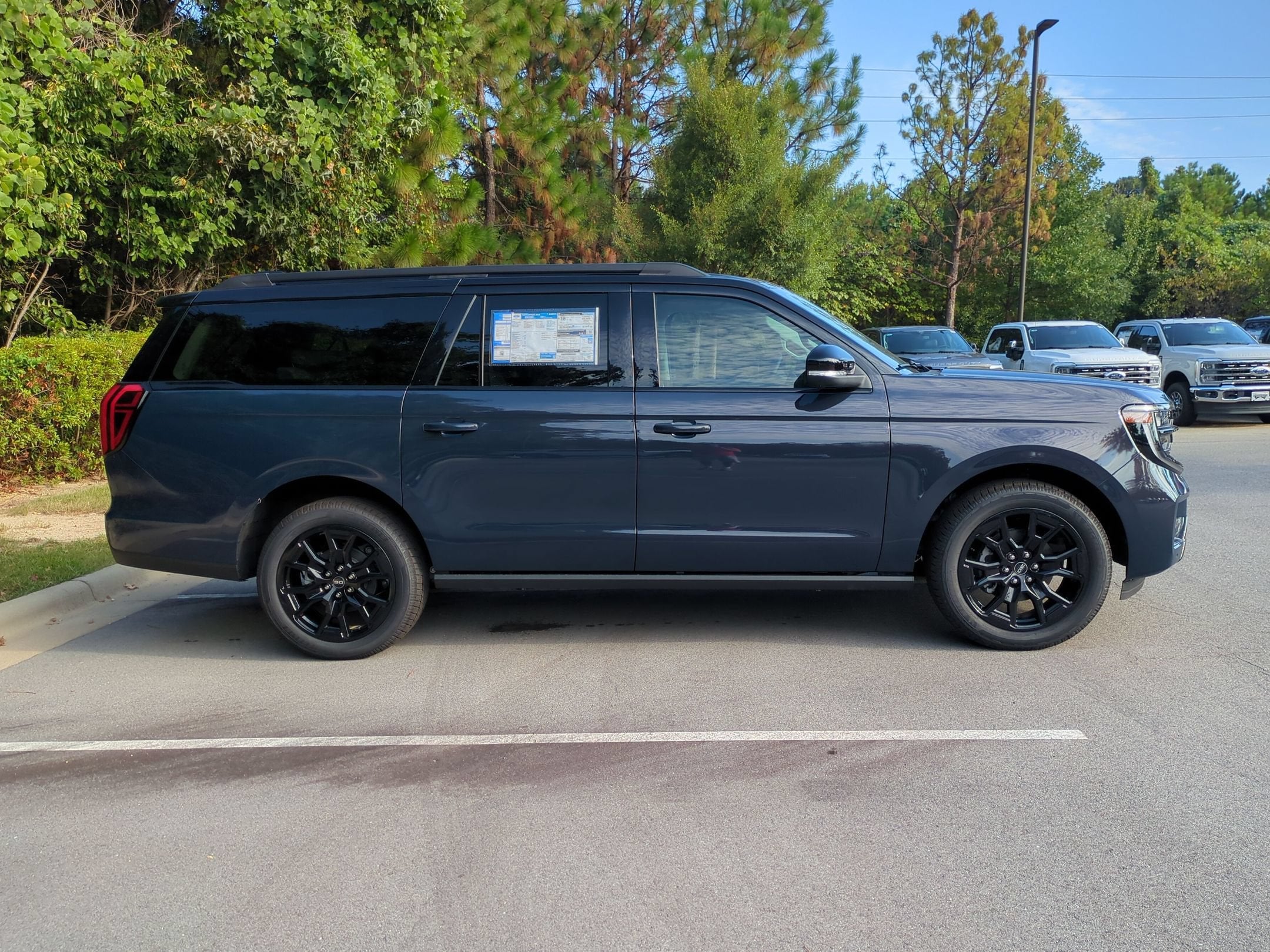 2027 Ford Expedition Max Platinum