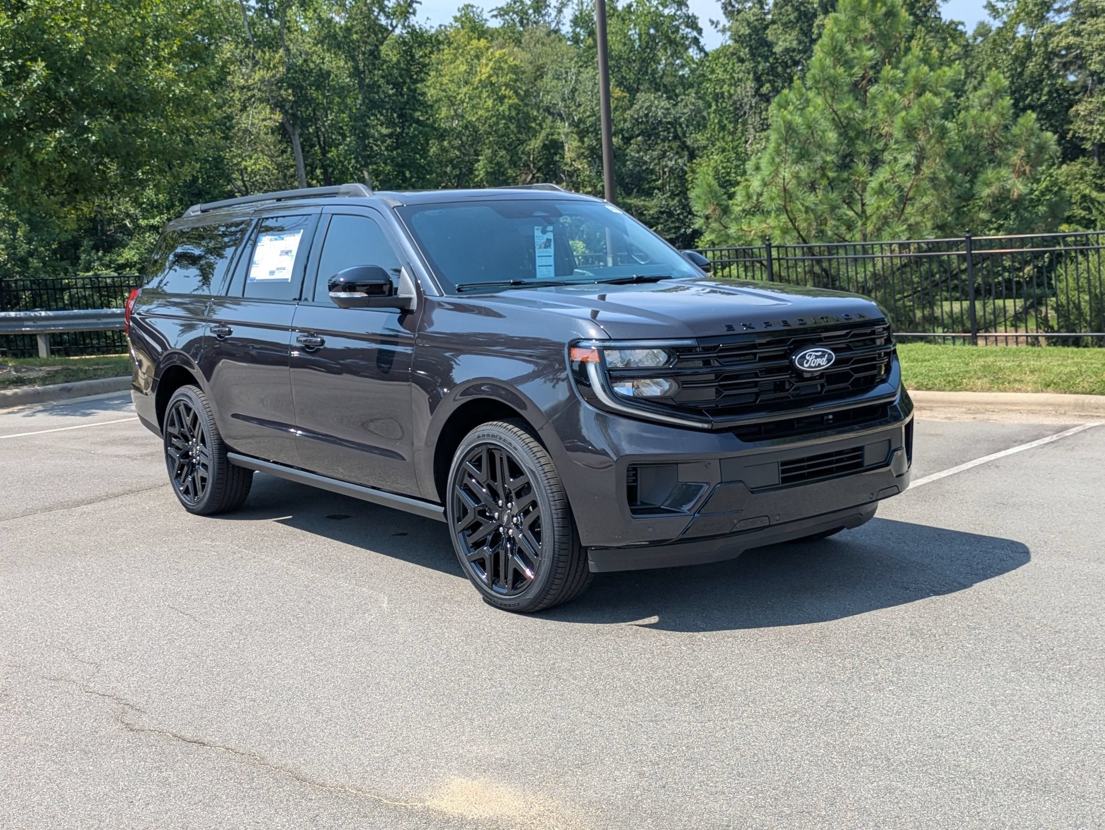 2027 Ford Expedition Max Platinum
