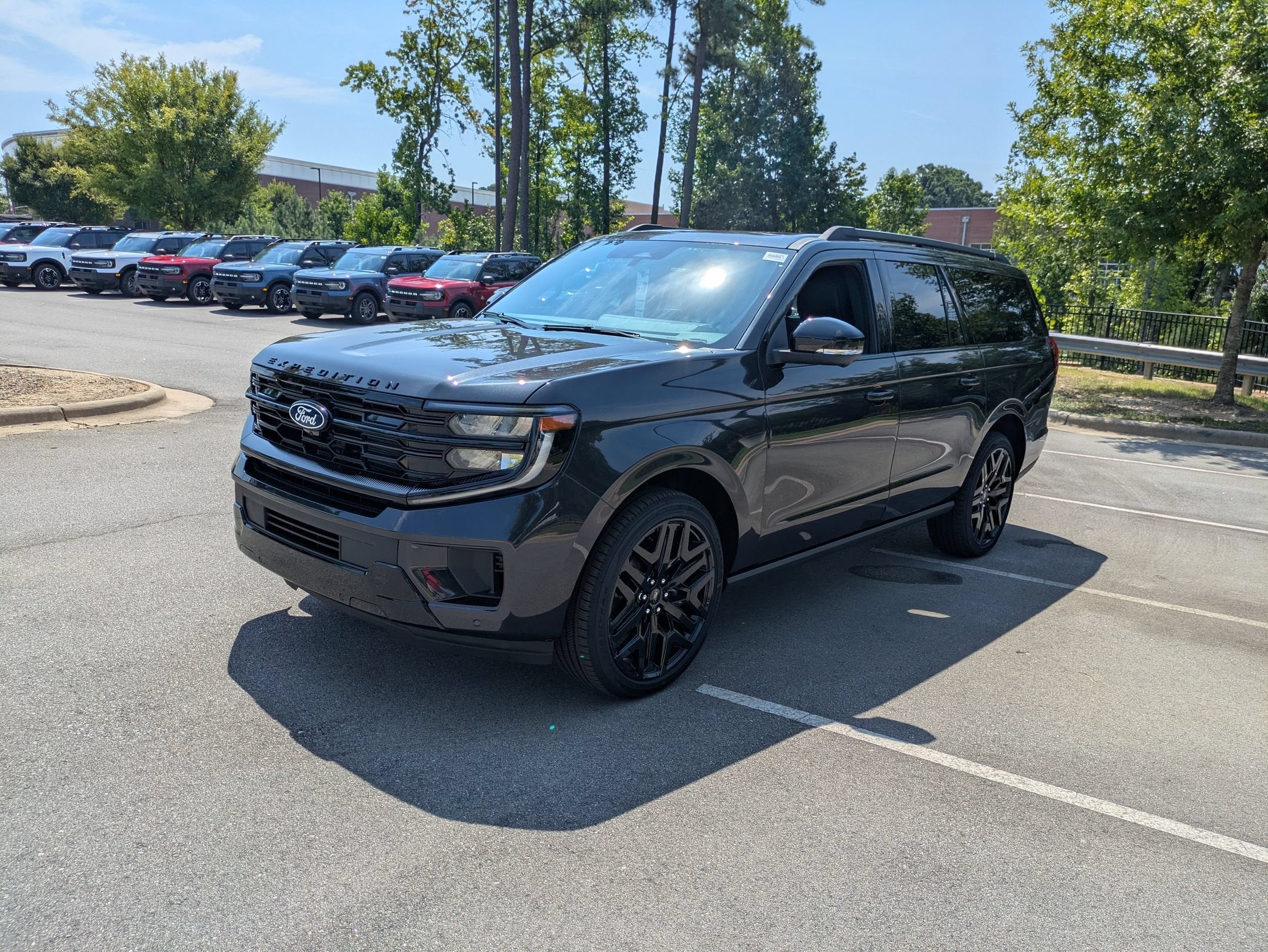 2027 Ford Expedition Max Platinum