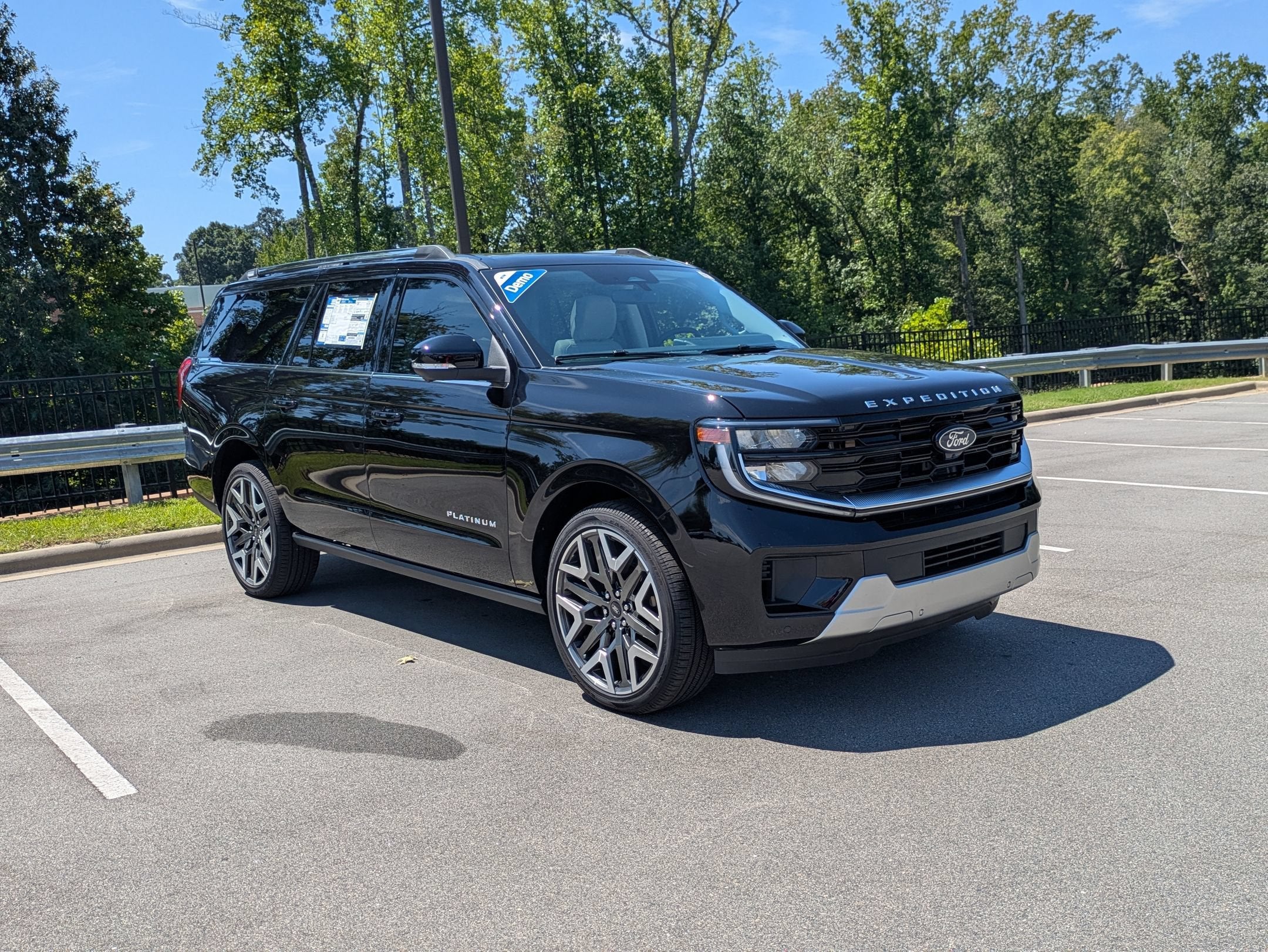 2026 Ford Expedition Max Platinum - Crossroads Manager Demo