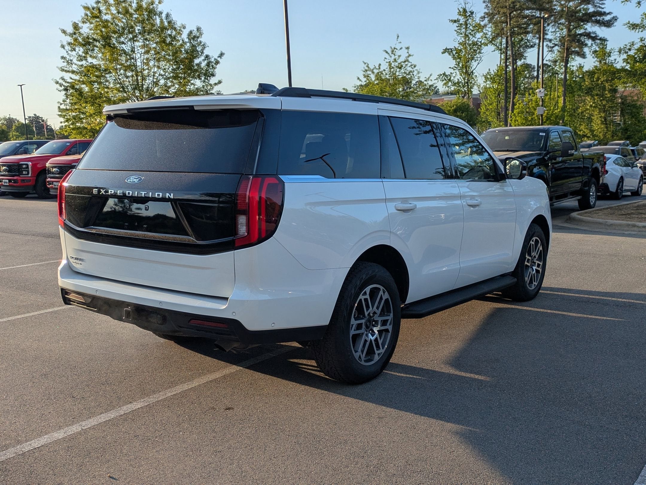 2025 Ford Expedition Active