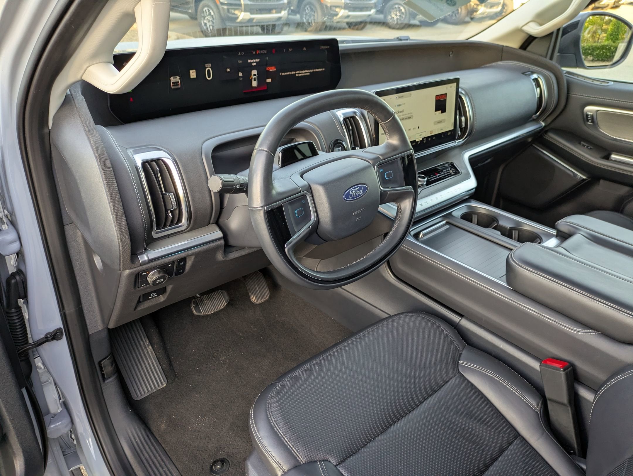 2025 Ford Expedition Platinum