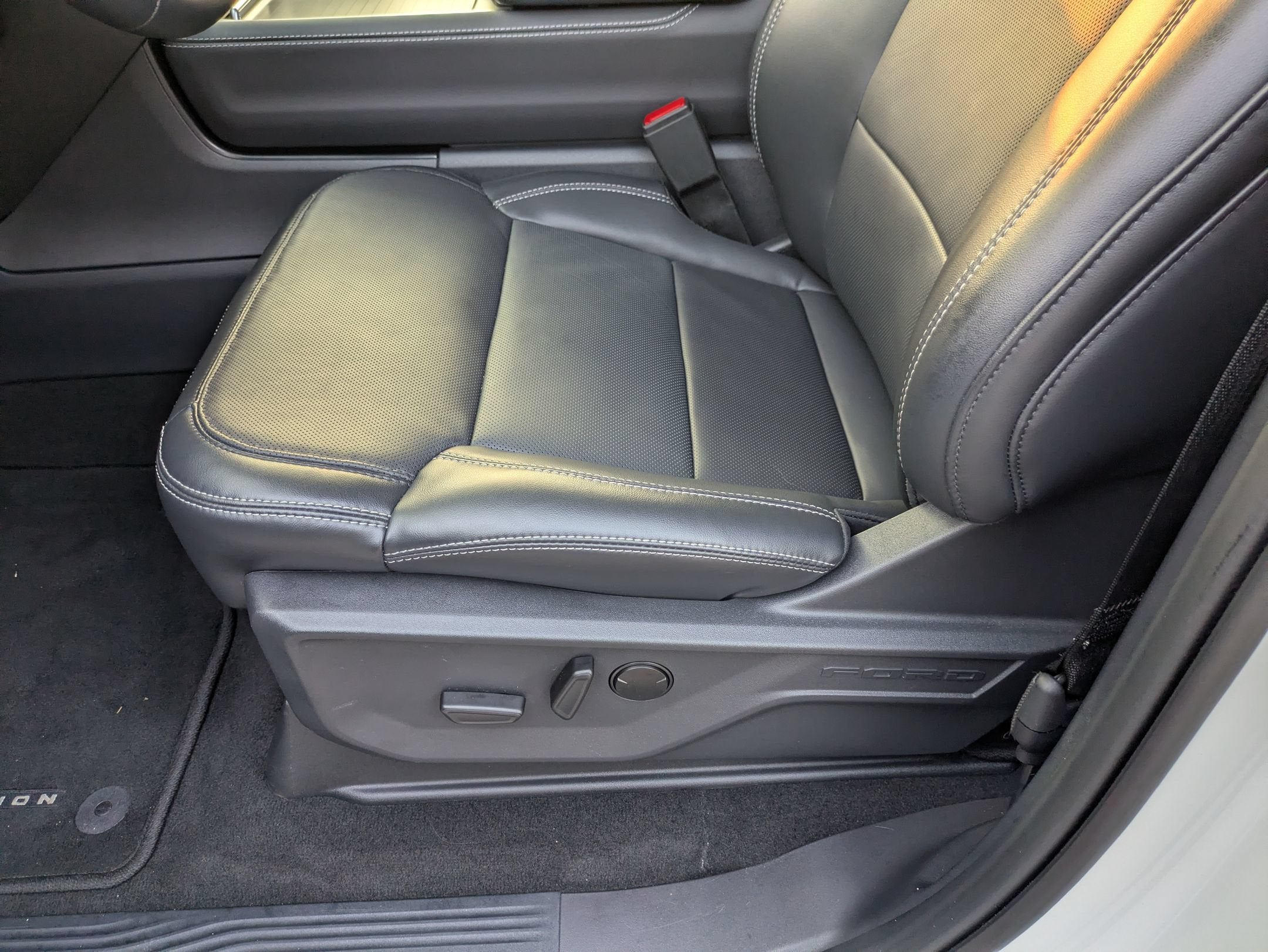 2026 Ford Expedition Platinum - Crossroads Courtesy Demo