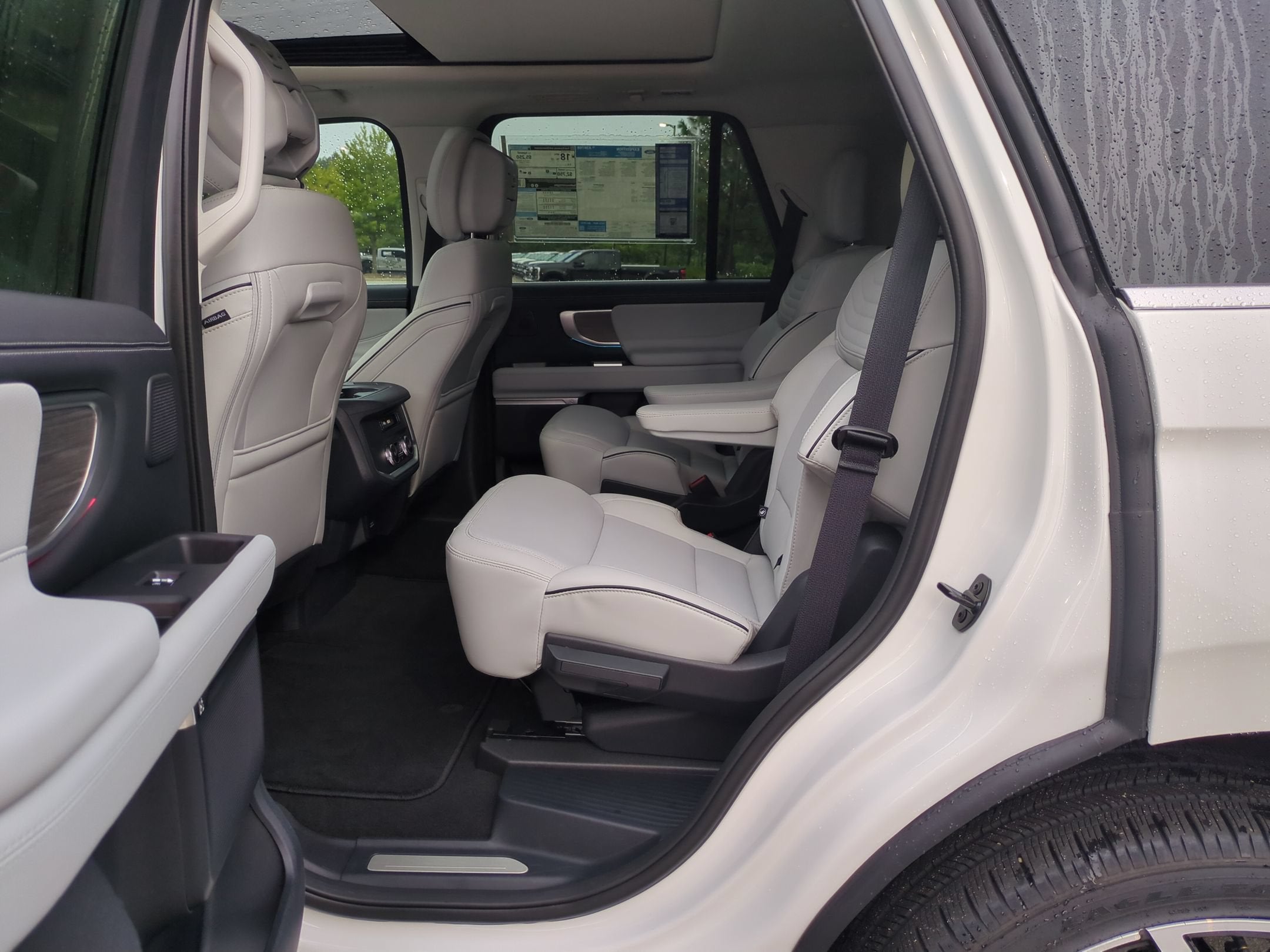 2026 Ford Expedition Platinum - Crossroads Courtesy Demo