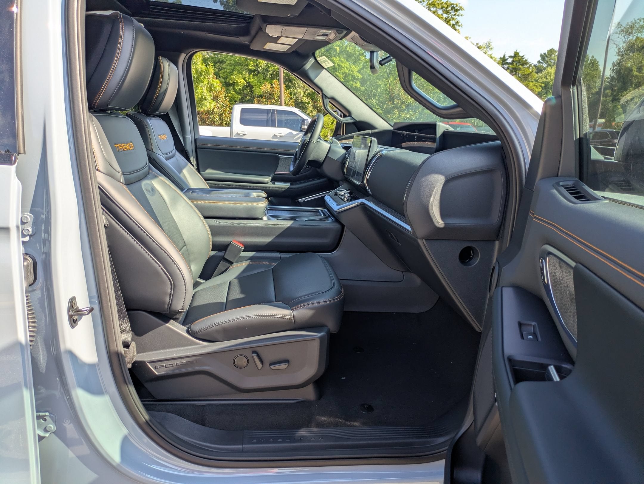 2027 Ford Expedition Tremor