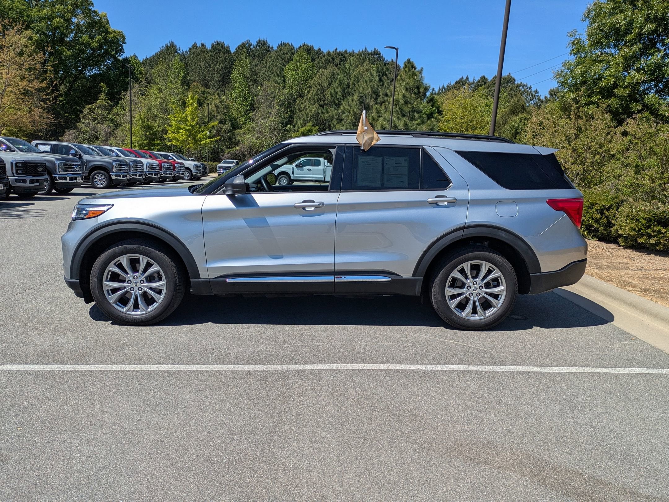 2024 Ford Explorer XLT
