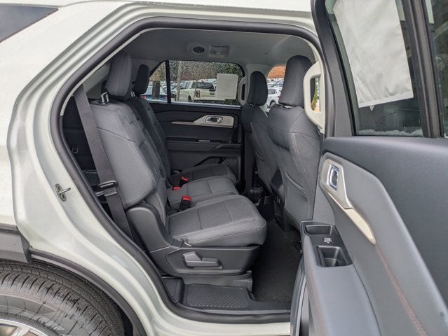 2026 Ford Explorer Active w/100A Pkg