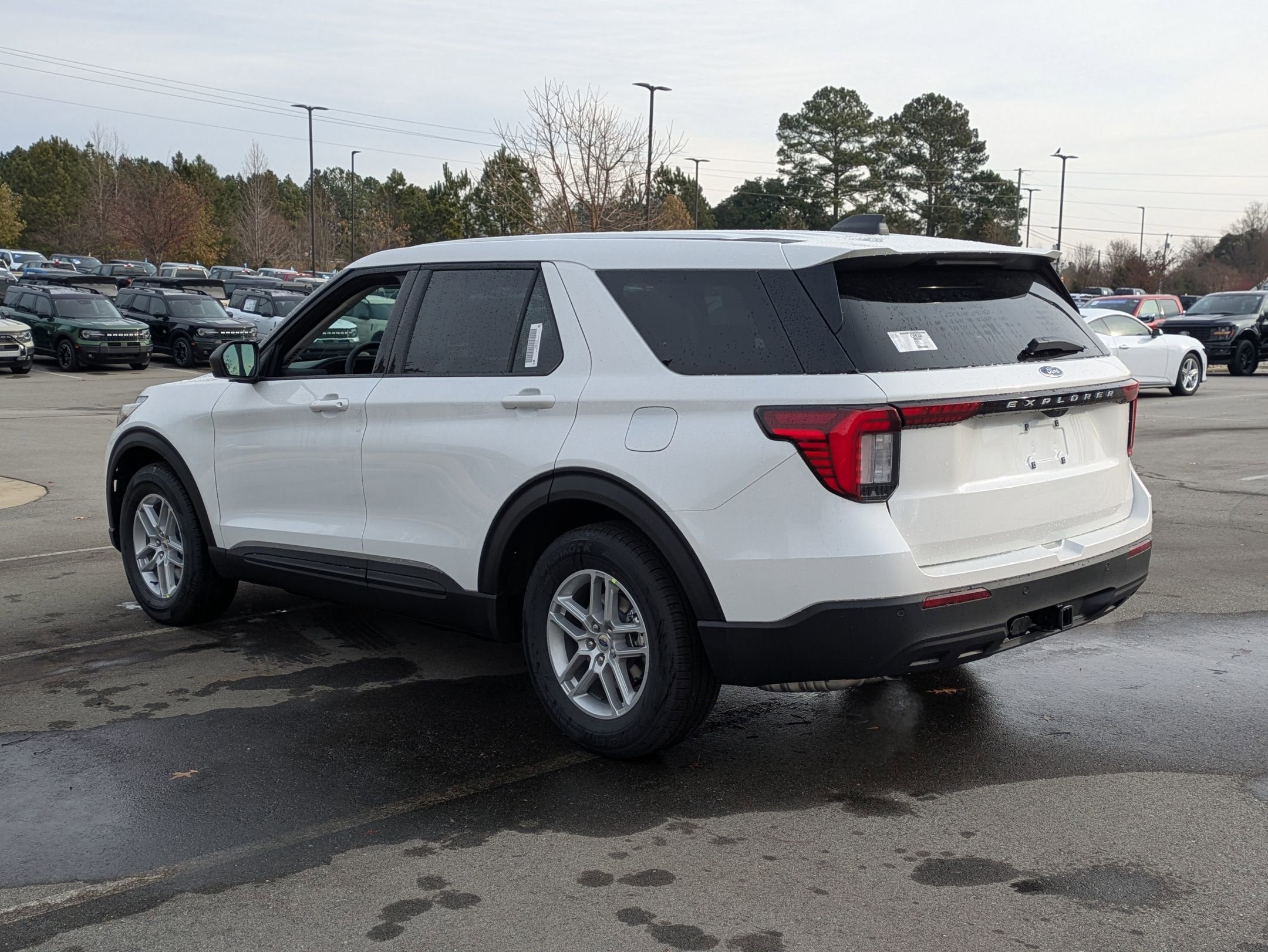 2026 Ford Explorer Active w/100A Pkg