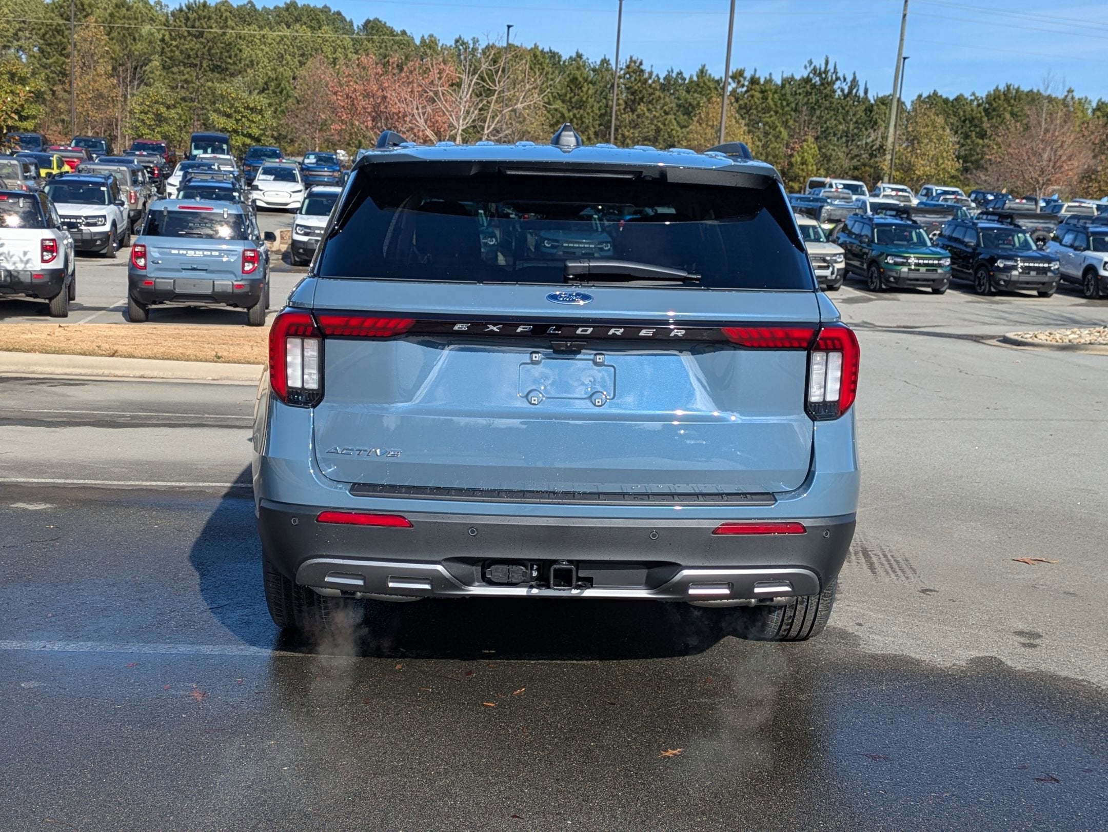 2026 Ford Explorer Active w/200A Pkg