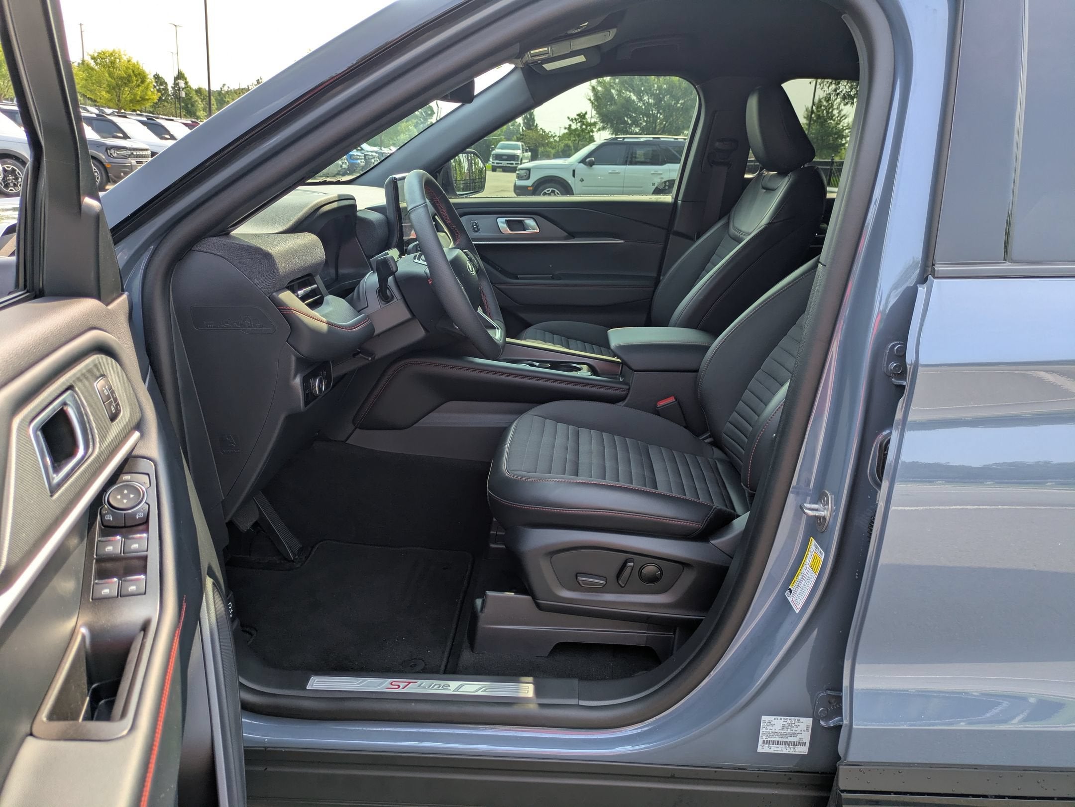 2026 Ford Explorer ST-Line - Crossroads Courtesy Demo