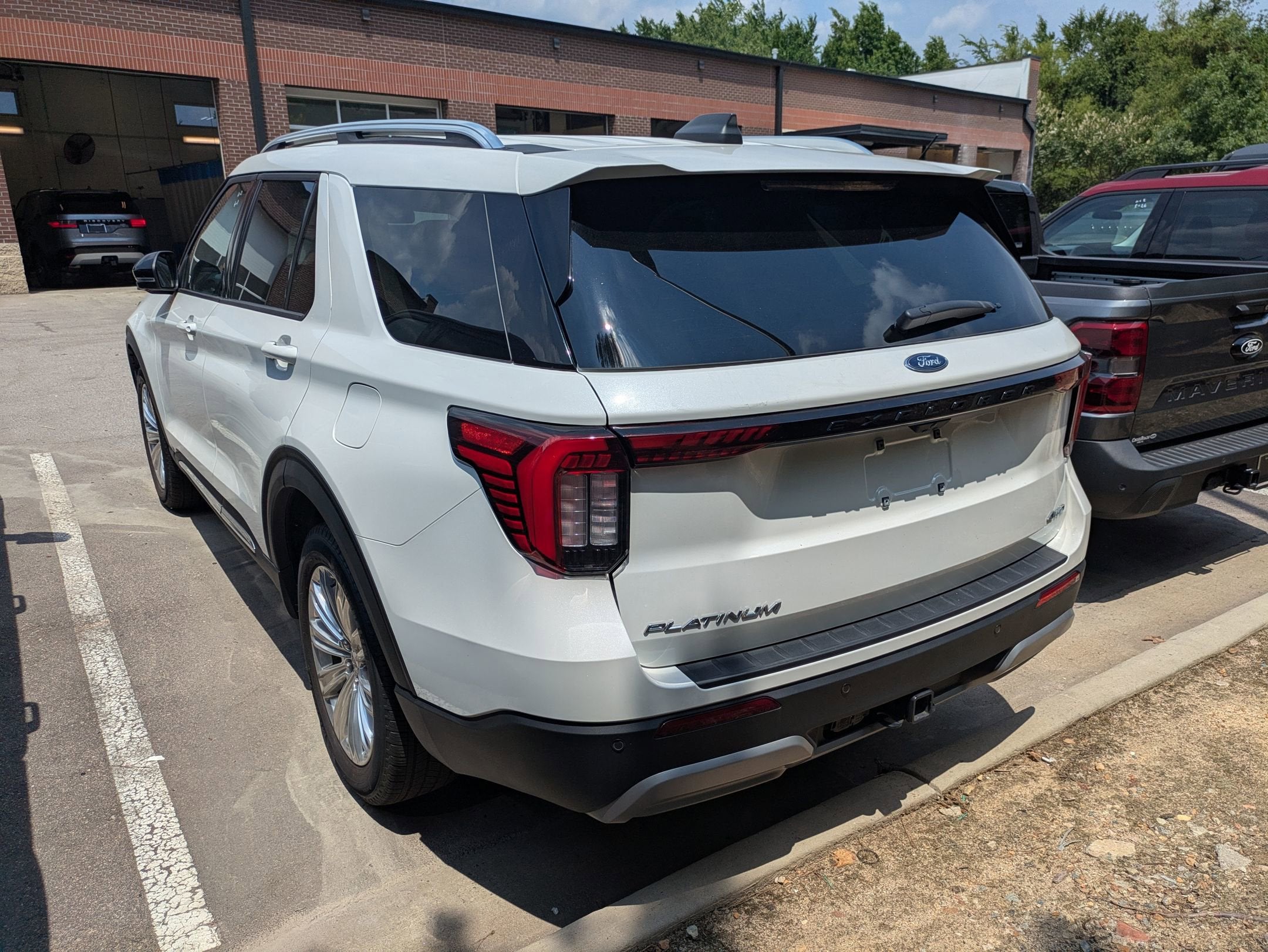 2025 Ford Explorer Platinum