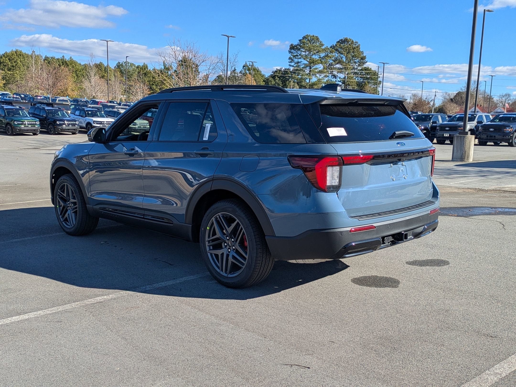 2026 Ford Explorer ST-Line