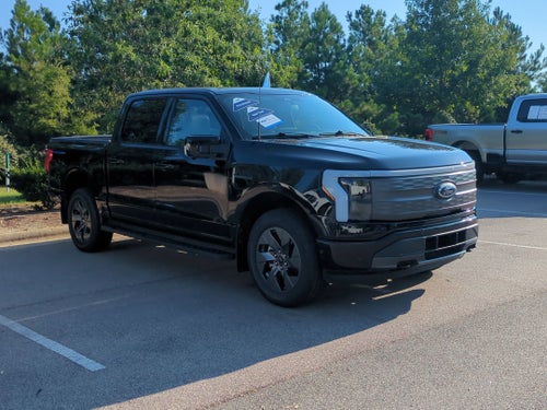 2023 Ford F-150 Lightning LARIAT
