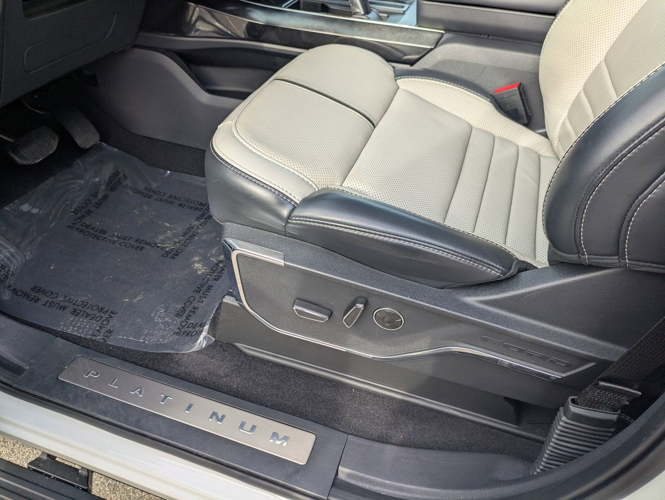 2024 Ford F-150 Lightning Platinum