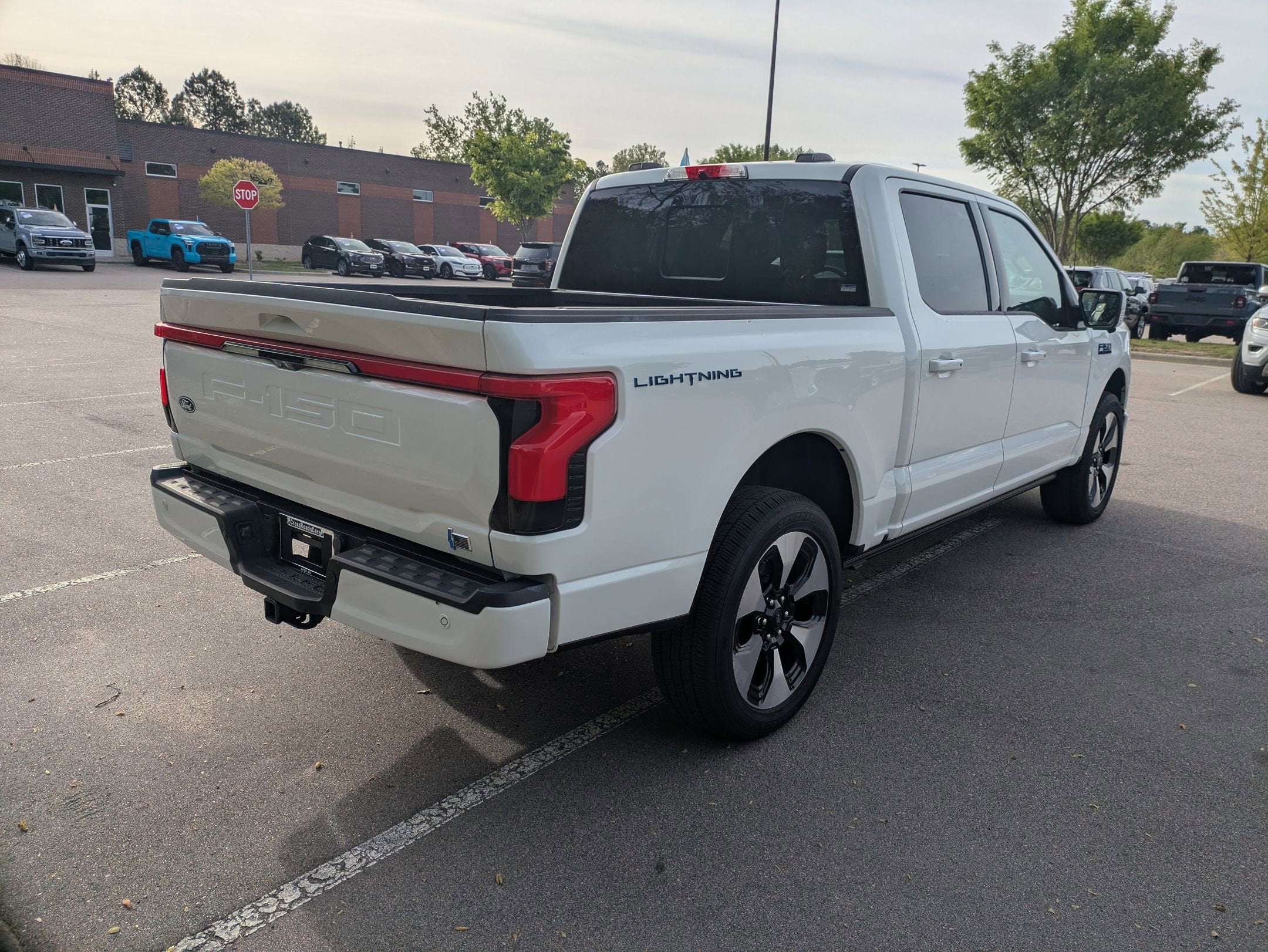 2024 Ford F-150 Lightning Platinum