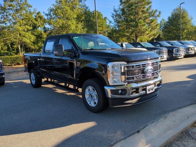 2027 Ford Super Duty F-250 SRW XLT
