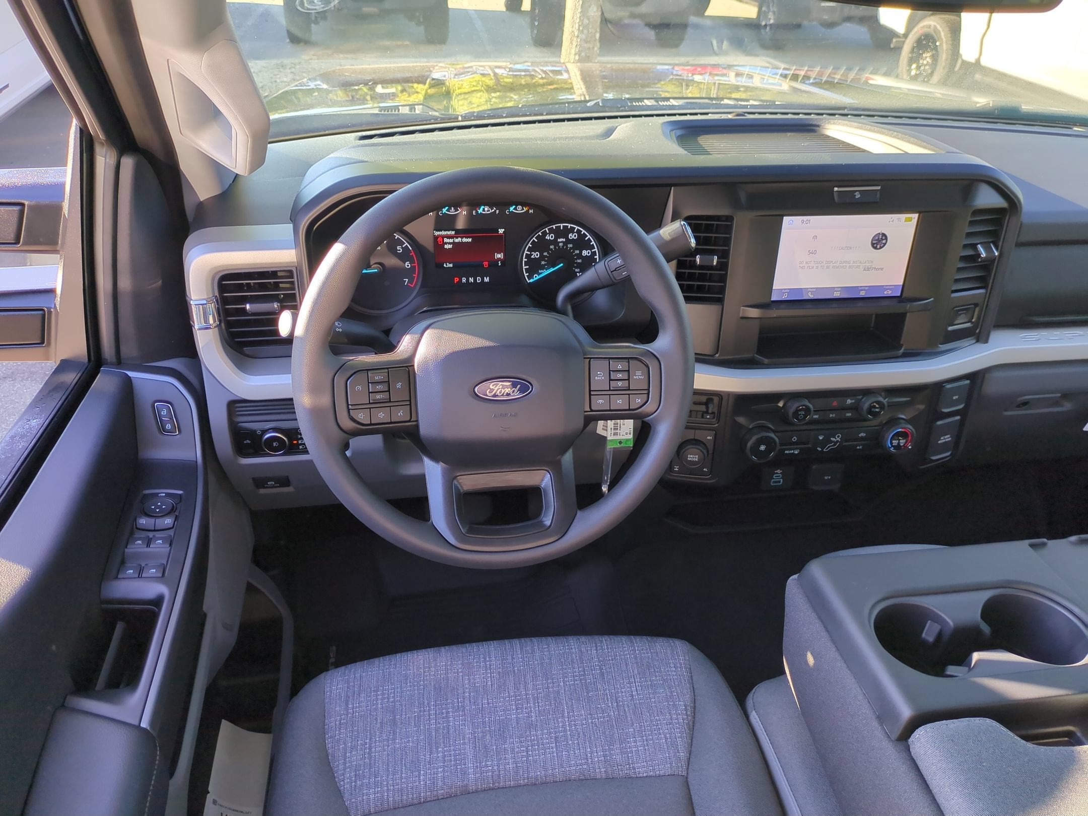2027 Ford Super Duty F-250 SRW XLT