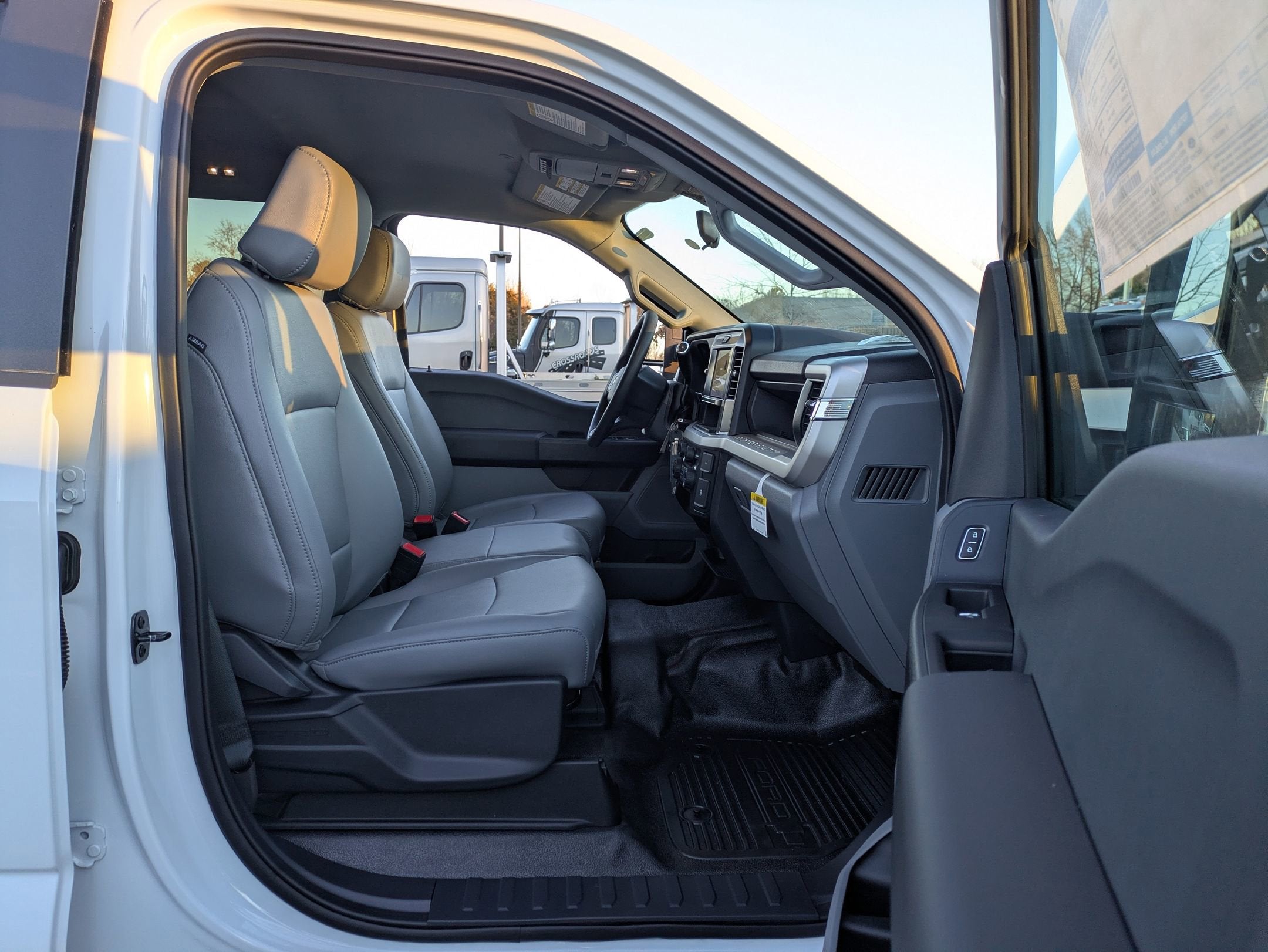 2025 Ford Super Duty F-250 SRW XL