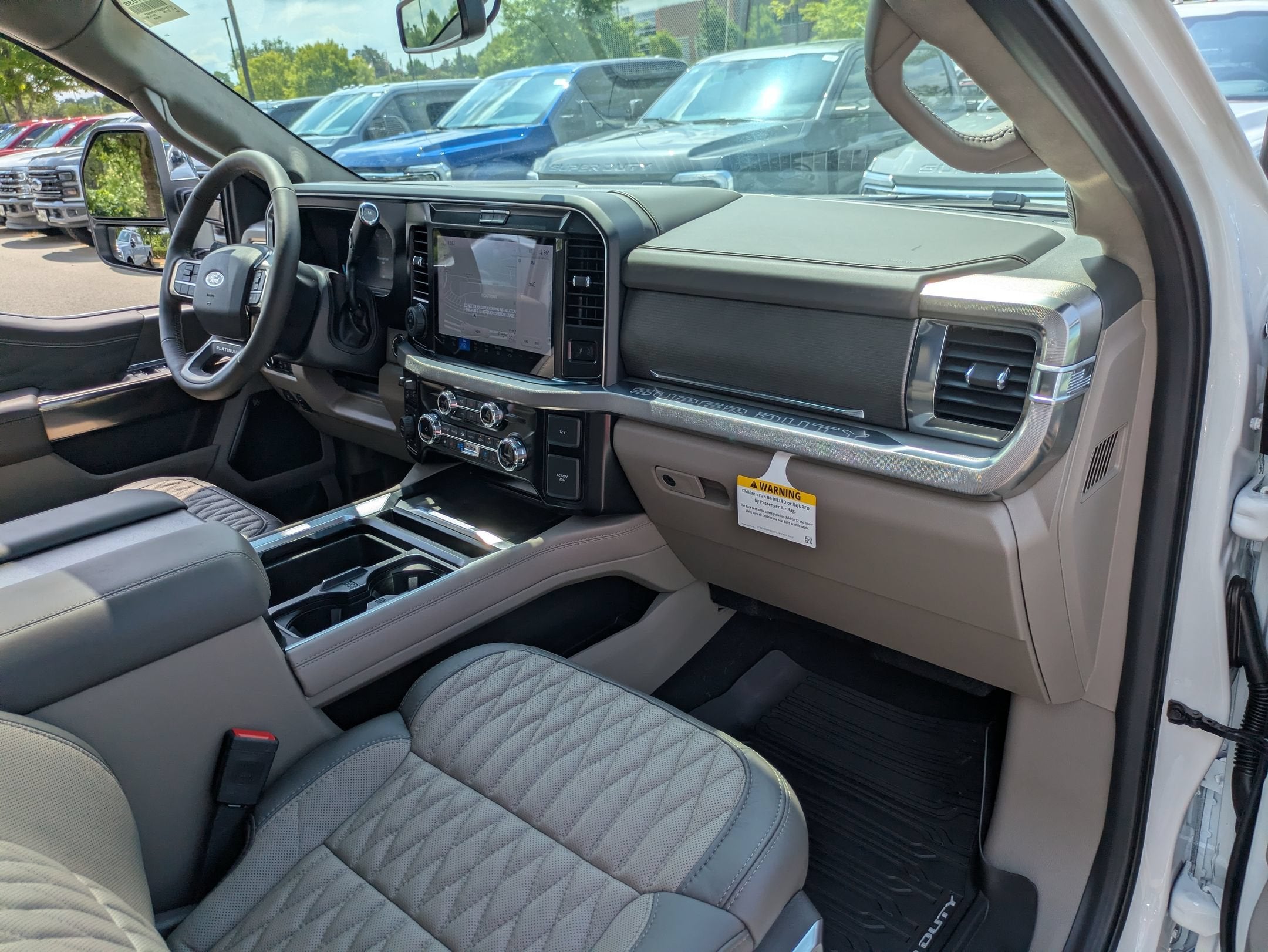 2026 Ford Super Duty F-250 SRW Platinum