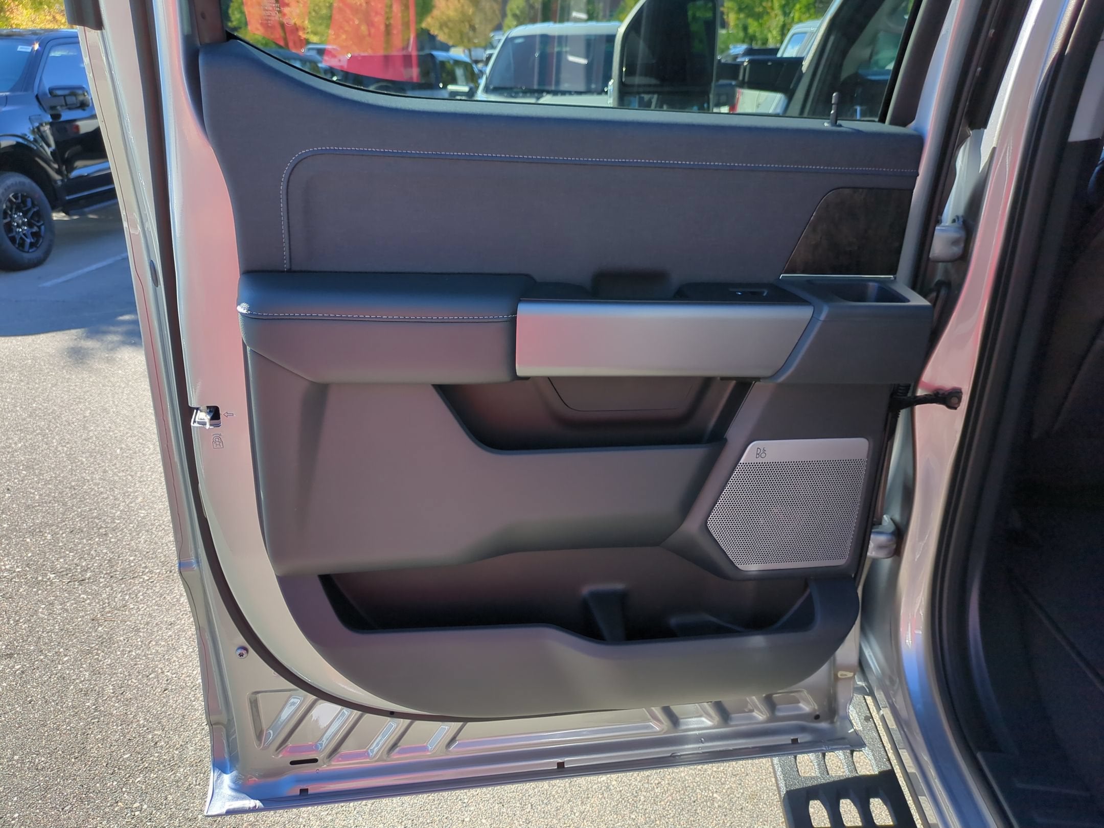 2027 Ford Super Duty F-250 SRW LARIAT