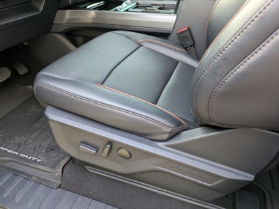 2026 Ford Super Duty F-250 SRW CUSTOM LARIAT LEVEL KIT WHEELS TIRES POWER BOARDS