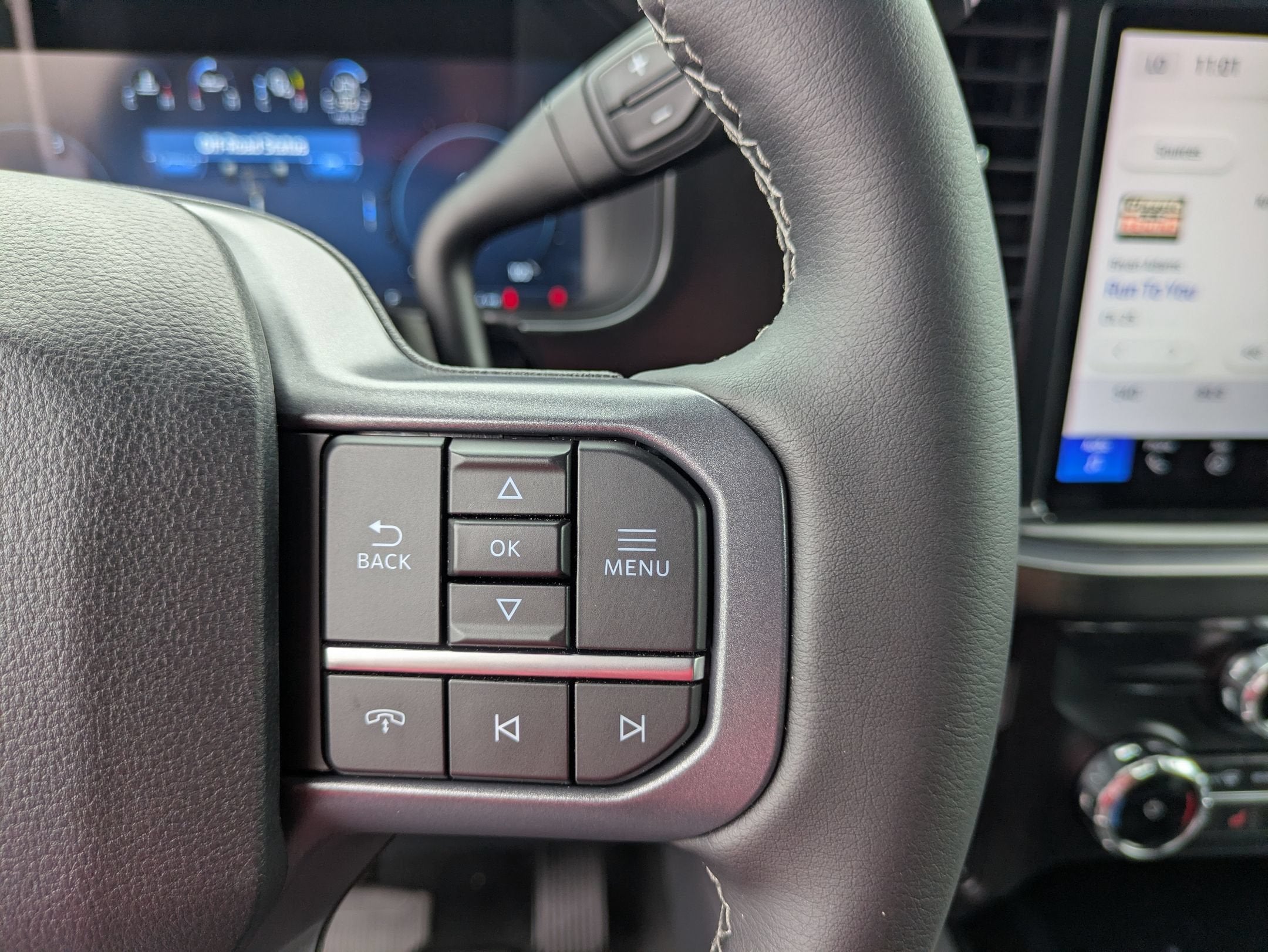 2026 Ford Super Duty F-350 SRW LARIAT