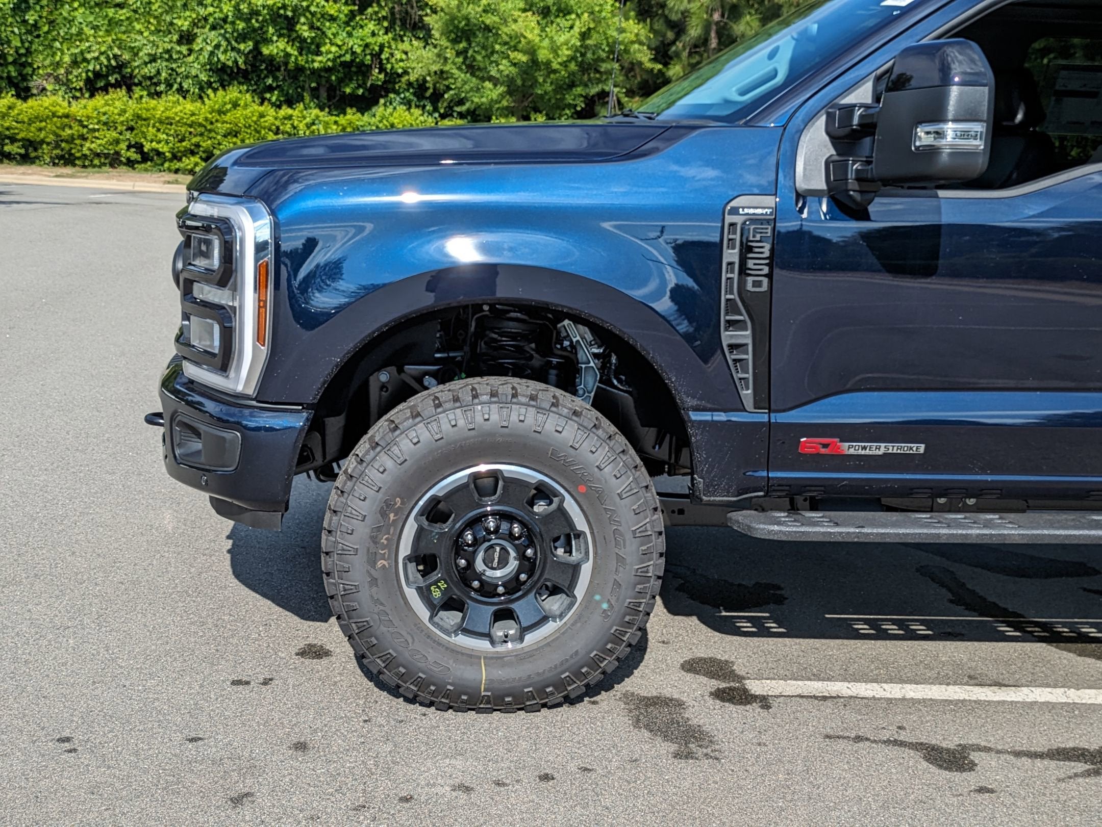 2025 Ford Super Duty F-350 SRW LARIAT