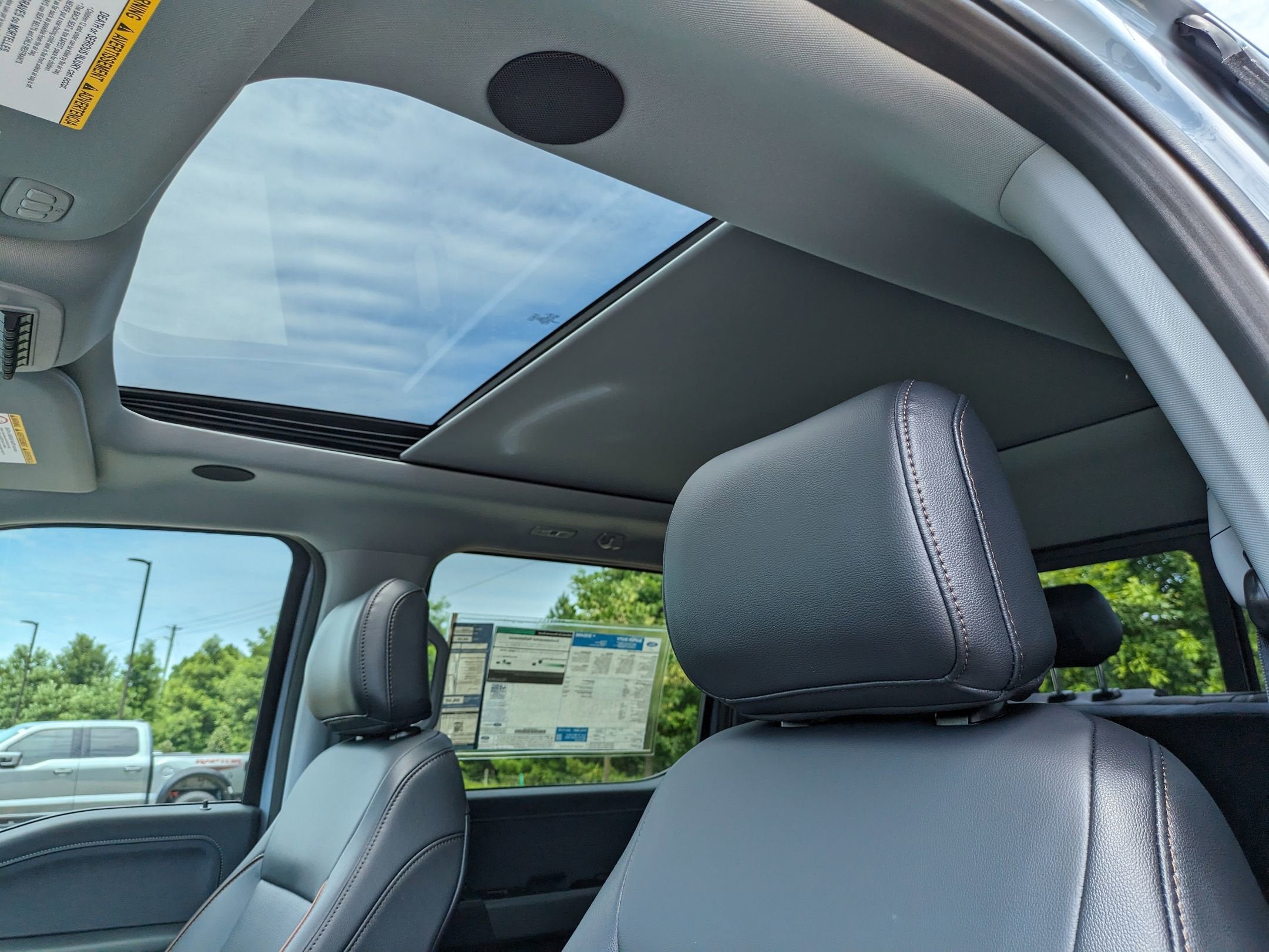 2025 Ford Super Duty F-350 SRW LARIAT