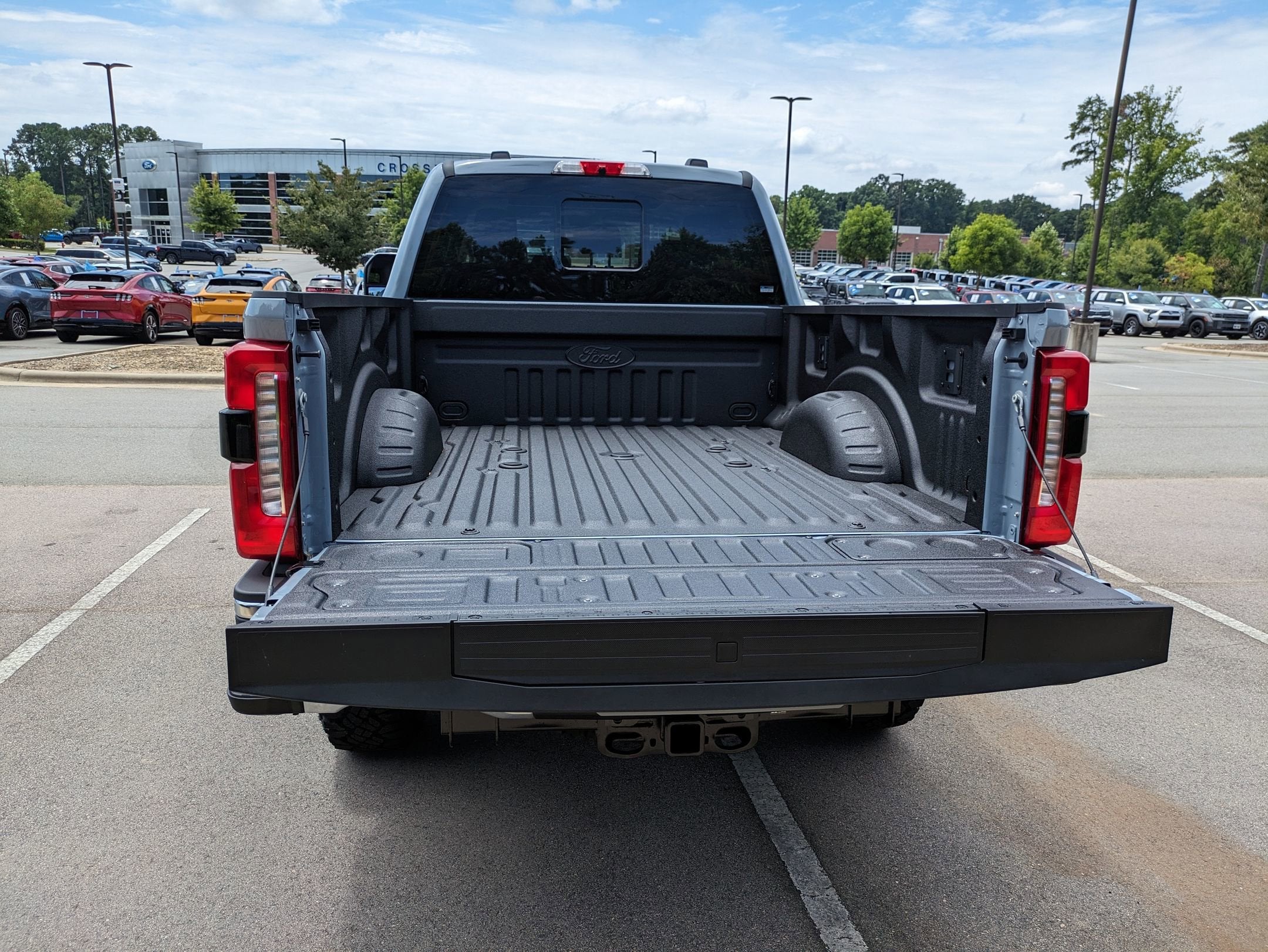 2025 Ford Super Duty F-350 SRW LARIAT
