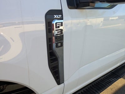 2026 Ford Super Duty F-350 SRW XLT