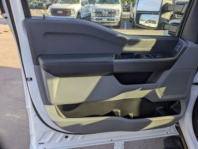 2026 Ford Super Duty F-350 SRW XLT