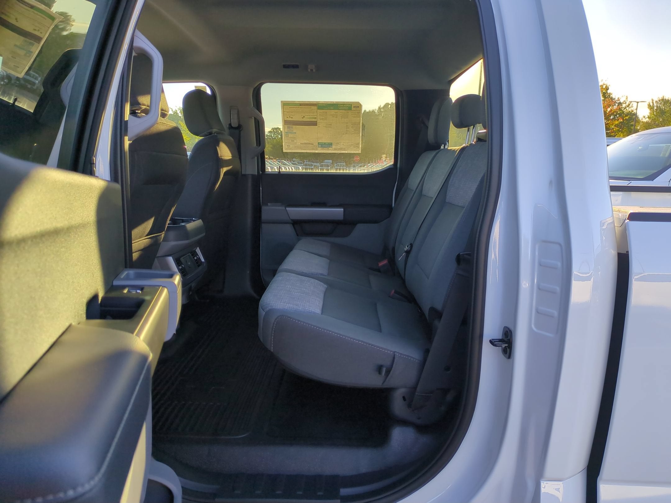 2026 Ford Super Duty F-350 SRW XLT