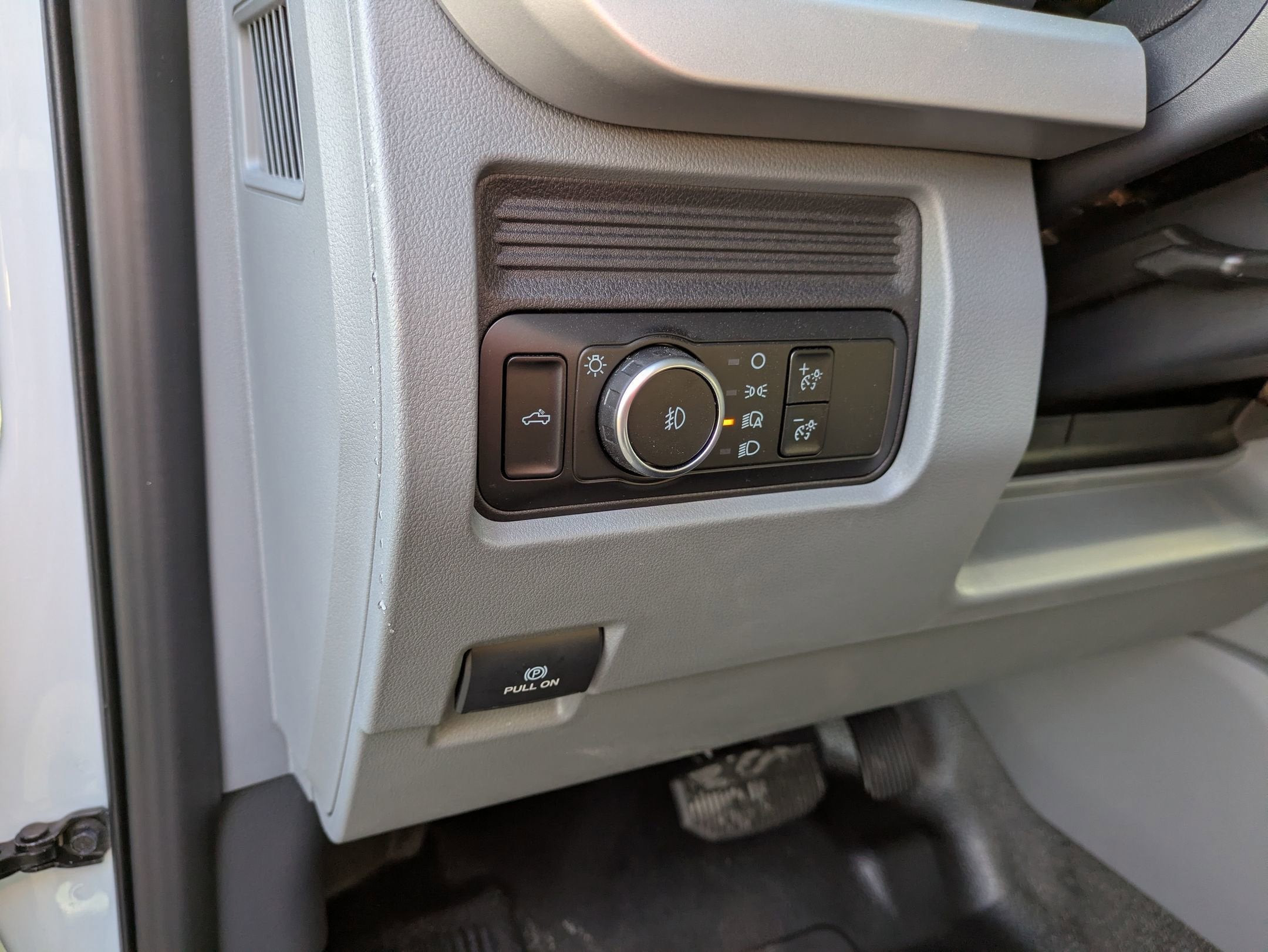 2025 Ford Super Duty F-350 SRW XLT