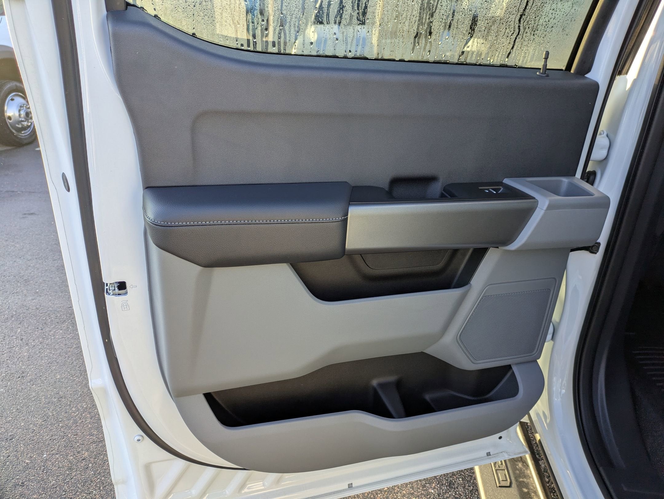 2025 Ford Super Duty F-350 SRW XLT