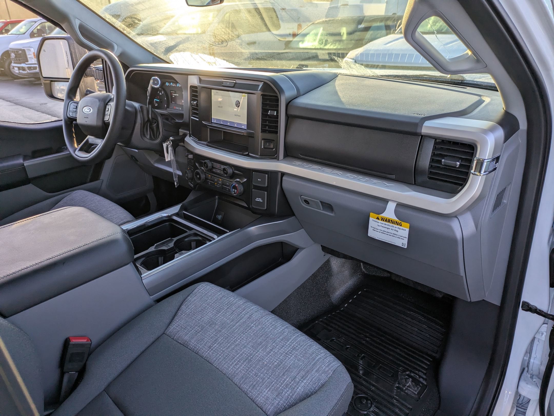 2025 Ford Super Duty F-350 SRW XLT