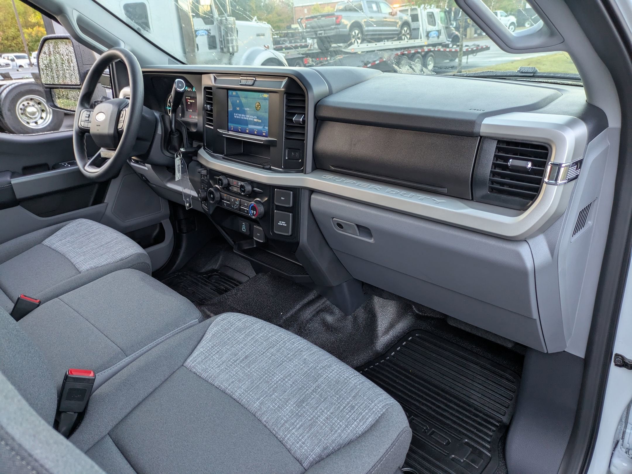 2026 Ford Super Duty F-350 SRW XLT