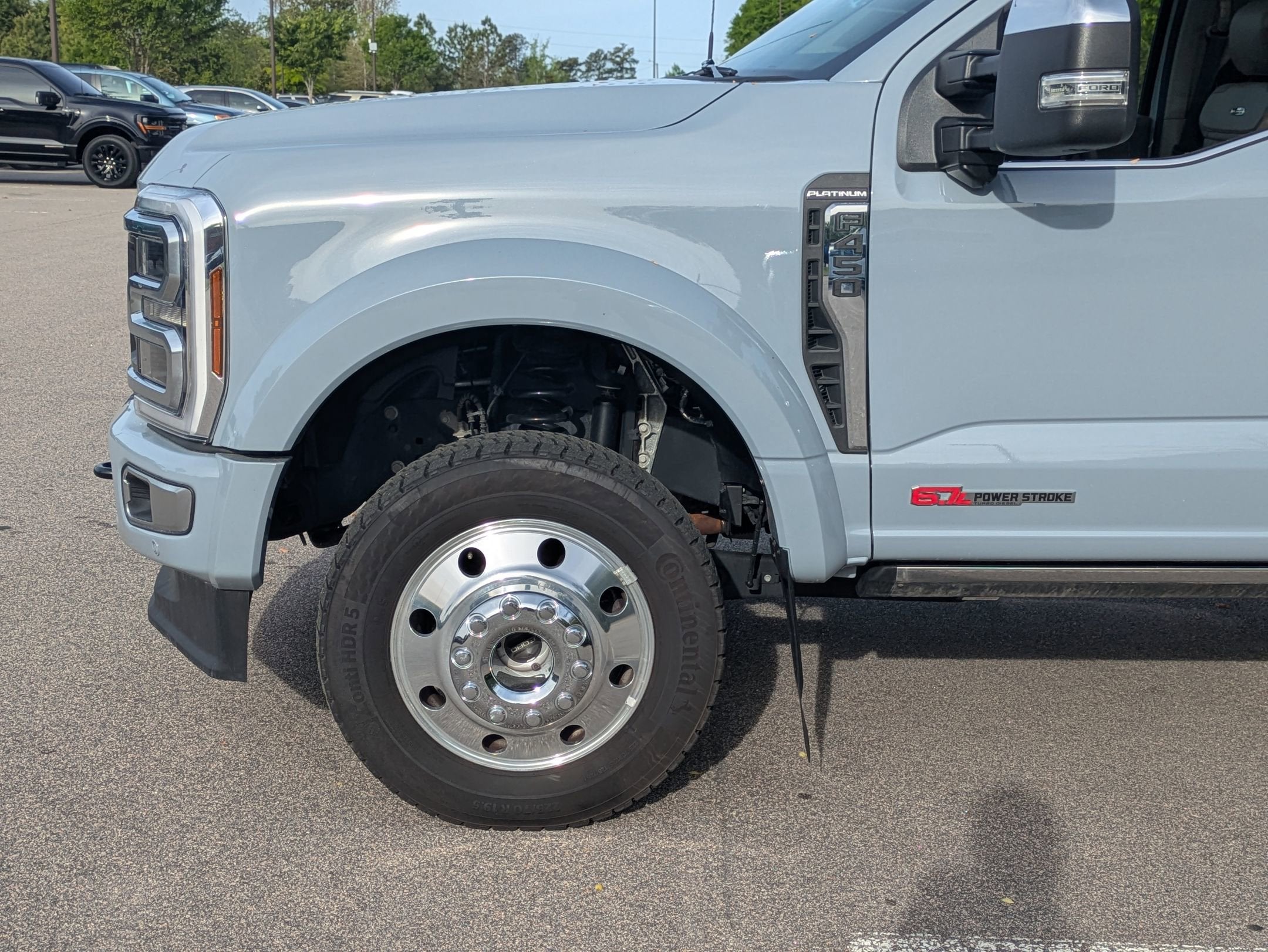 2025 Ford Super Duty F-450 DRW Platinum