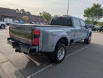 2025 Ford Super Duty F-450 DRW Platinum