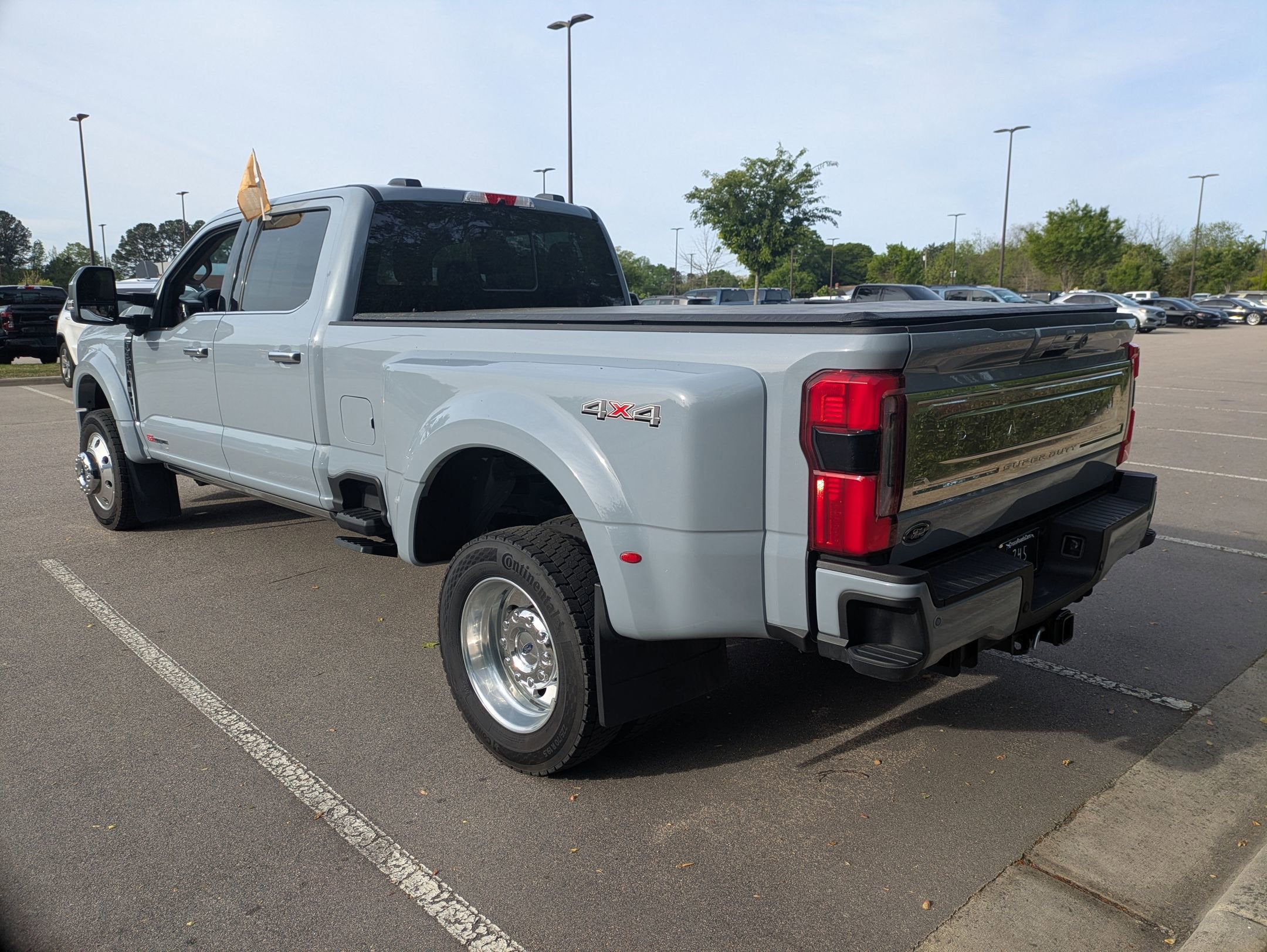 2025 Ford Super Duty F-450 DRW Platinum