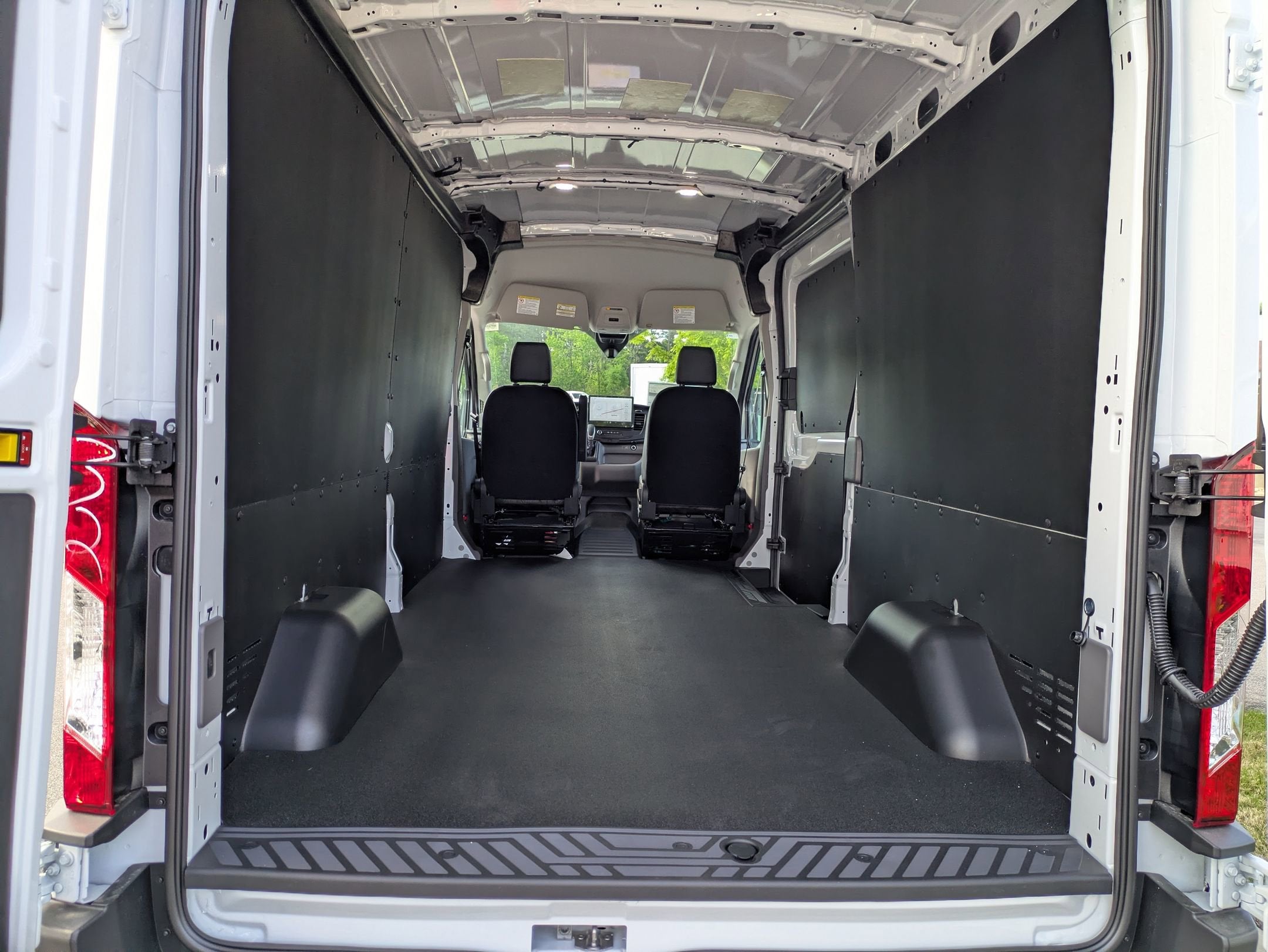 2026 Ford Transit Cargo Van Base