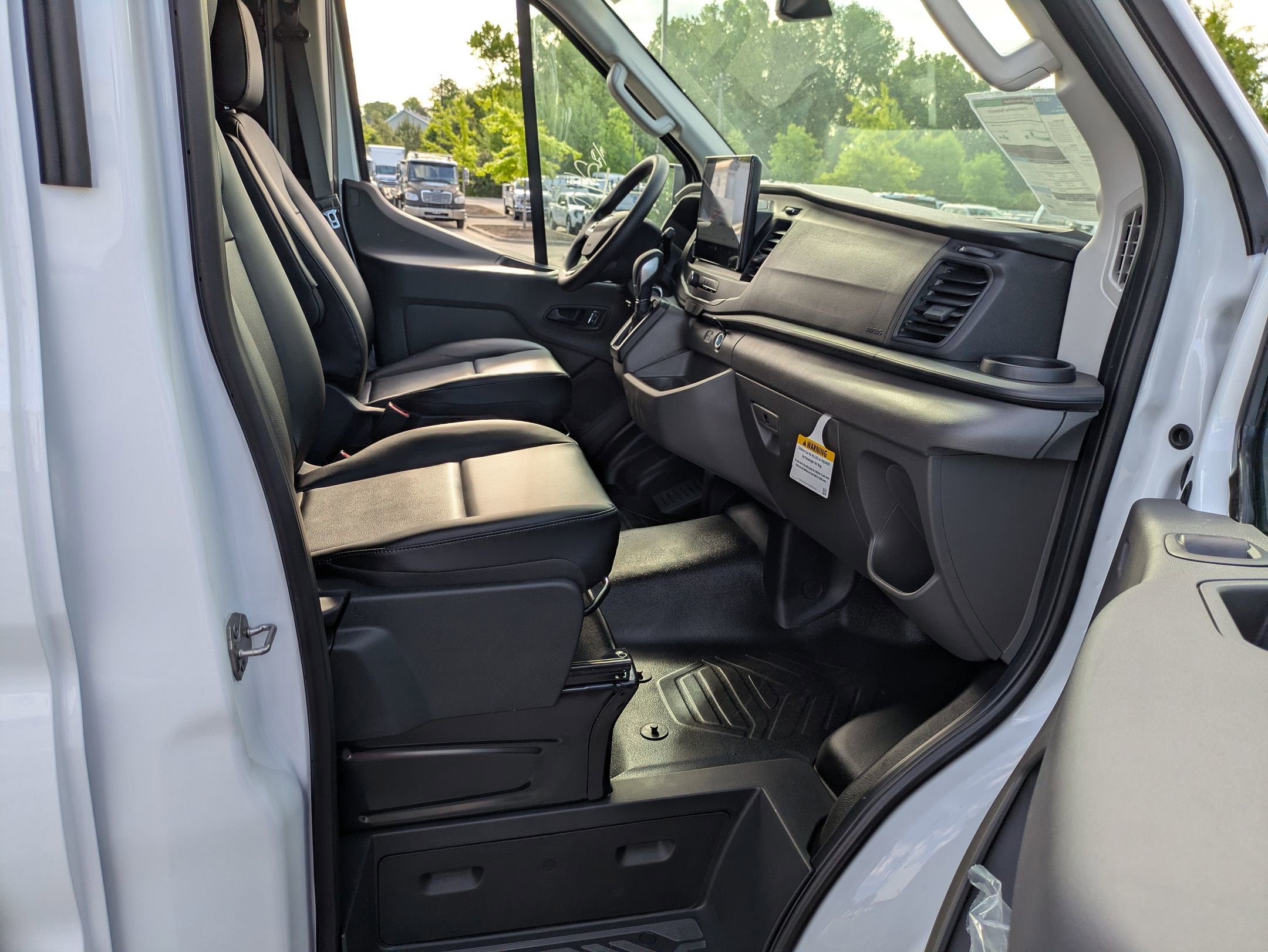 2026 Ford Transit Cargo Van Base